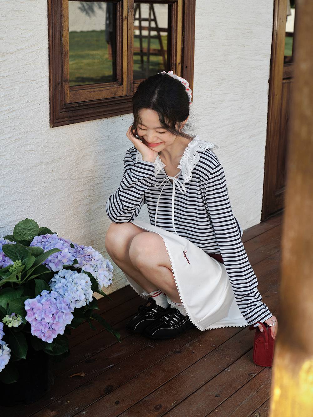 Elastic Waist Mini Skirt