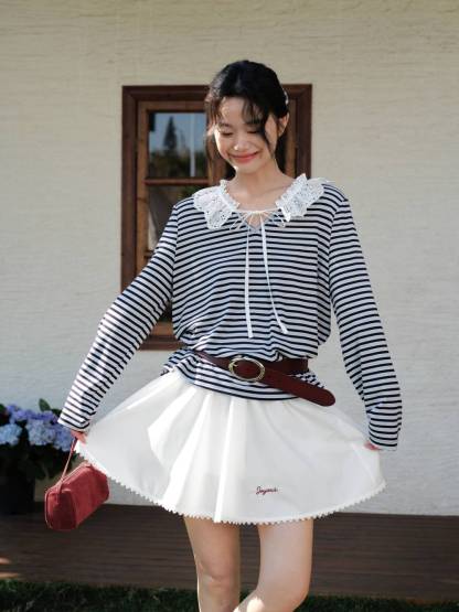 Elastic Waist Mini Skirt