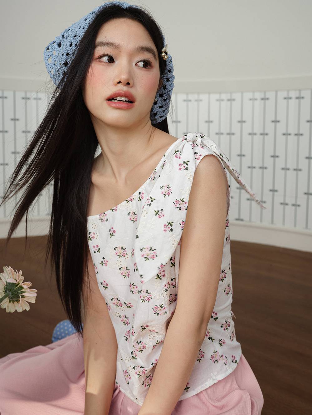 One Shoulder Bow Top