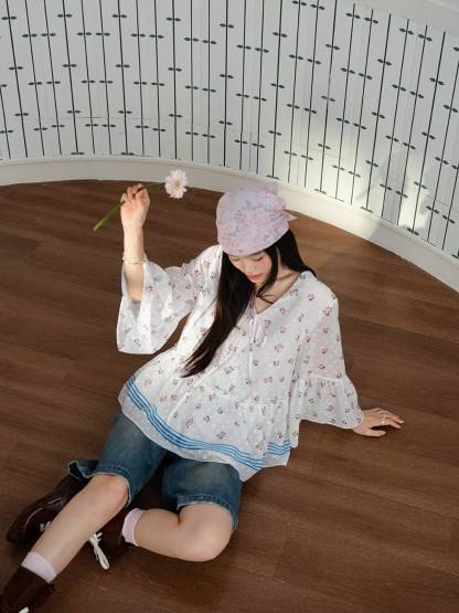 Floral Relaxed Blouse