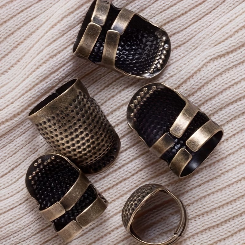 Adjustable Copper Embroidery Thimble | Anti-Slip Finger Protector for Sewing & Knitting