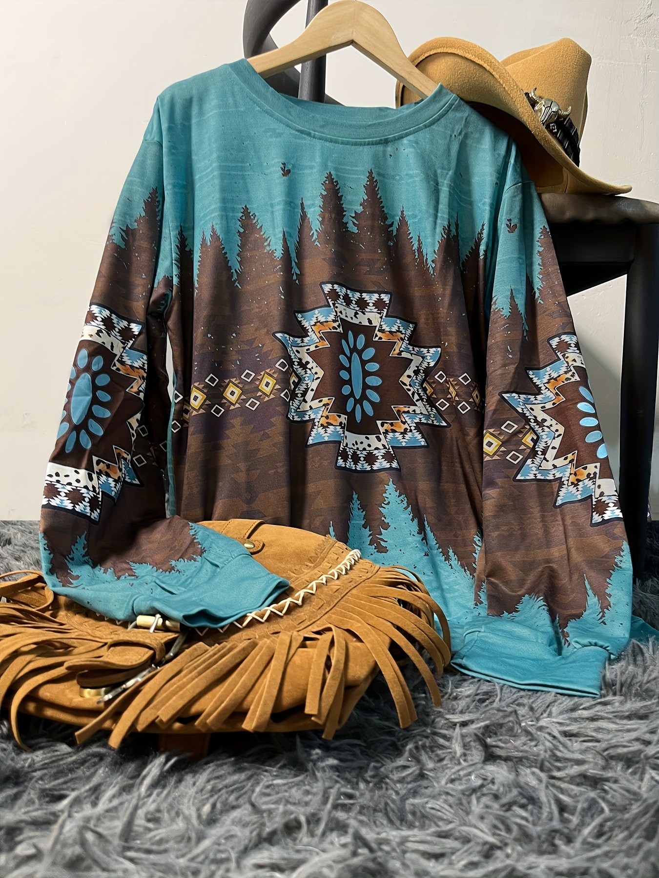 Women'S Casual Stylish Round-Neck Sweatshirt with a Western Ethnic Style（Buy 2 Free Shipping)