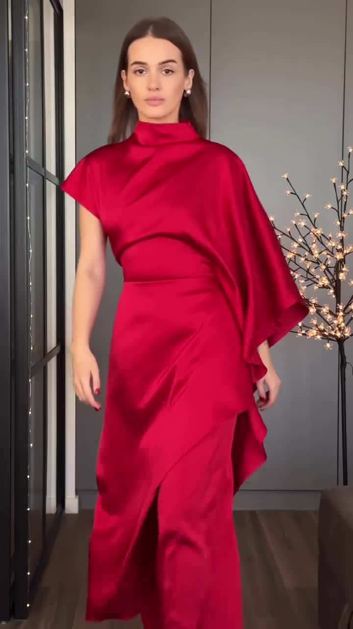 Slim-fit, off-shoulder satin top and pants two-piece set(Buy 2 free Shipping)