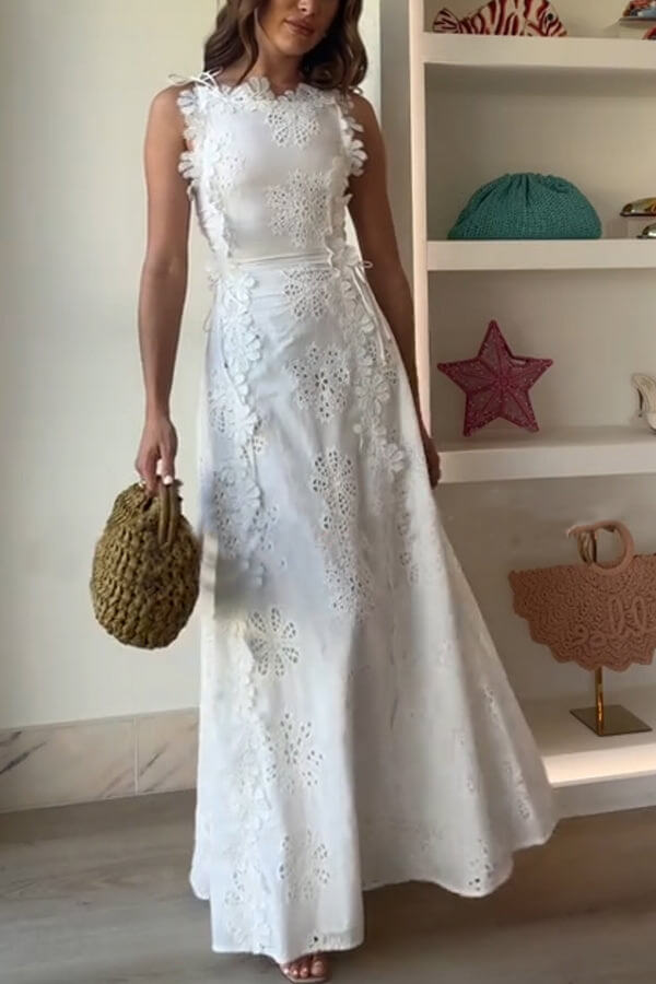 Delicate Lace Hook And Lace Up Sides Maxi Dress （Buy 2 Free Shipping)