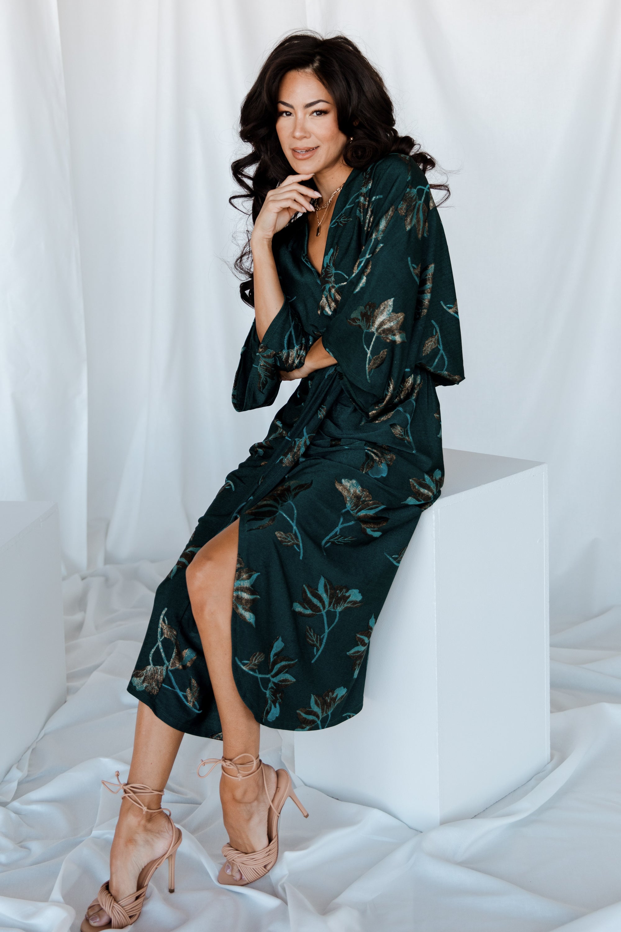 Shaneen Ruched Midi Dress | Jade Floral Shimmer-Glamsiq