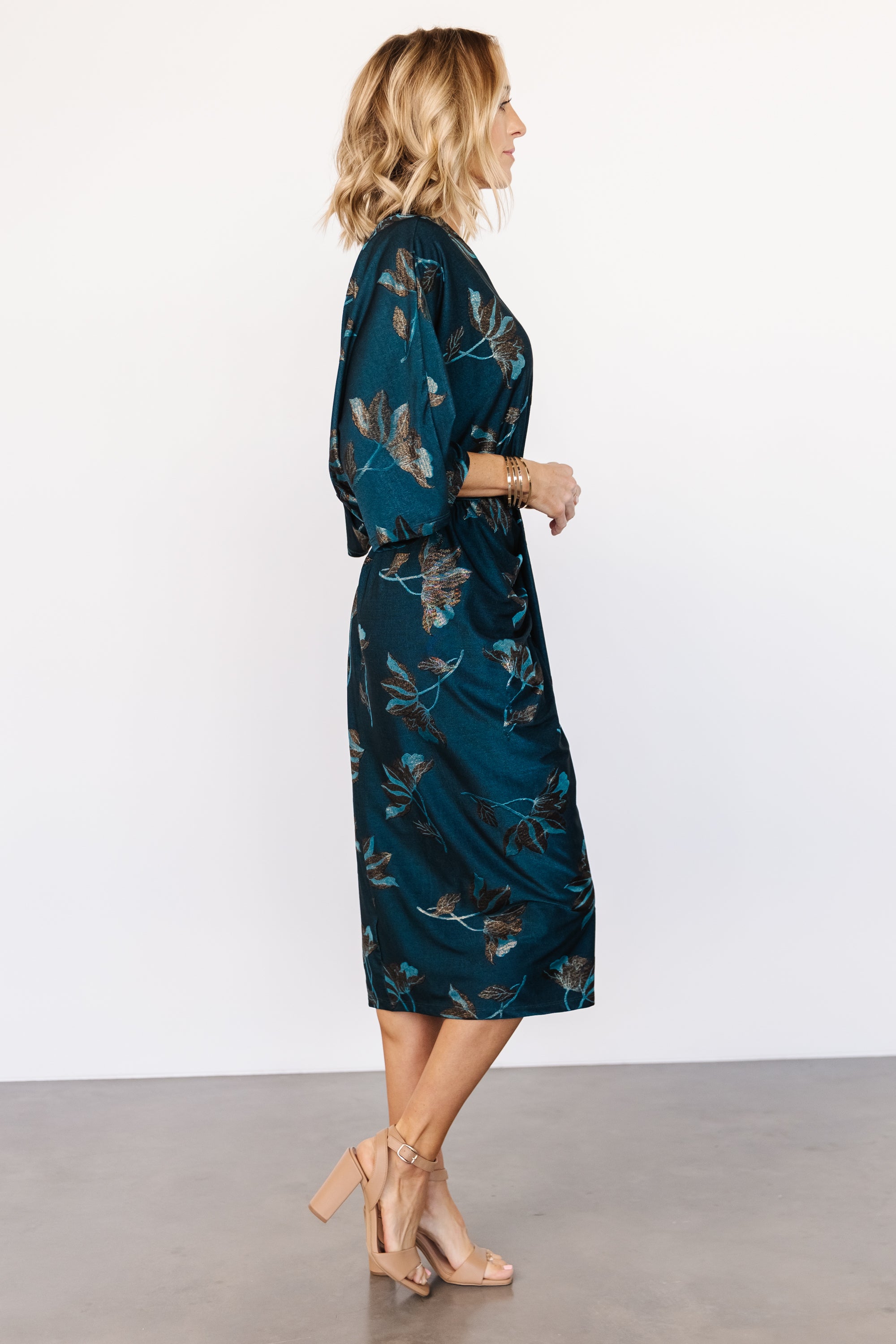 Shaneen Ruched Midi Dress | Jade Floral Shimmer-Glamsiq