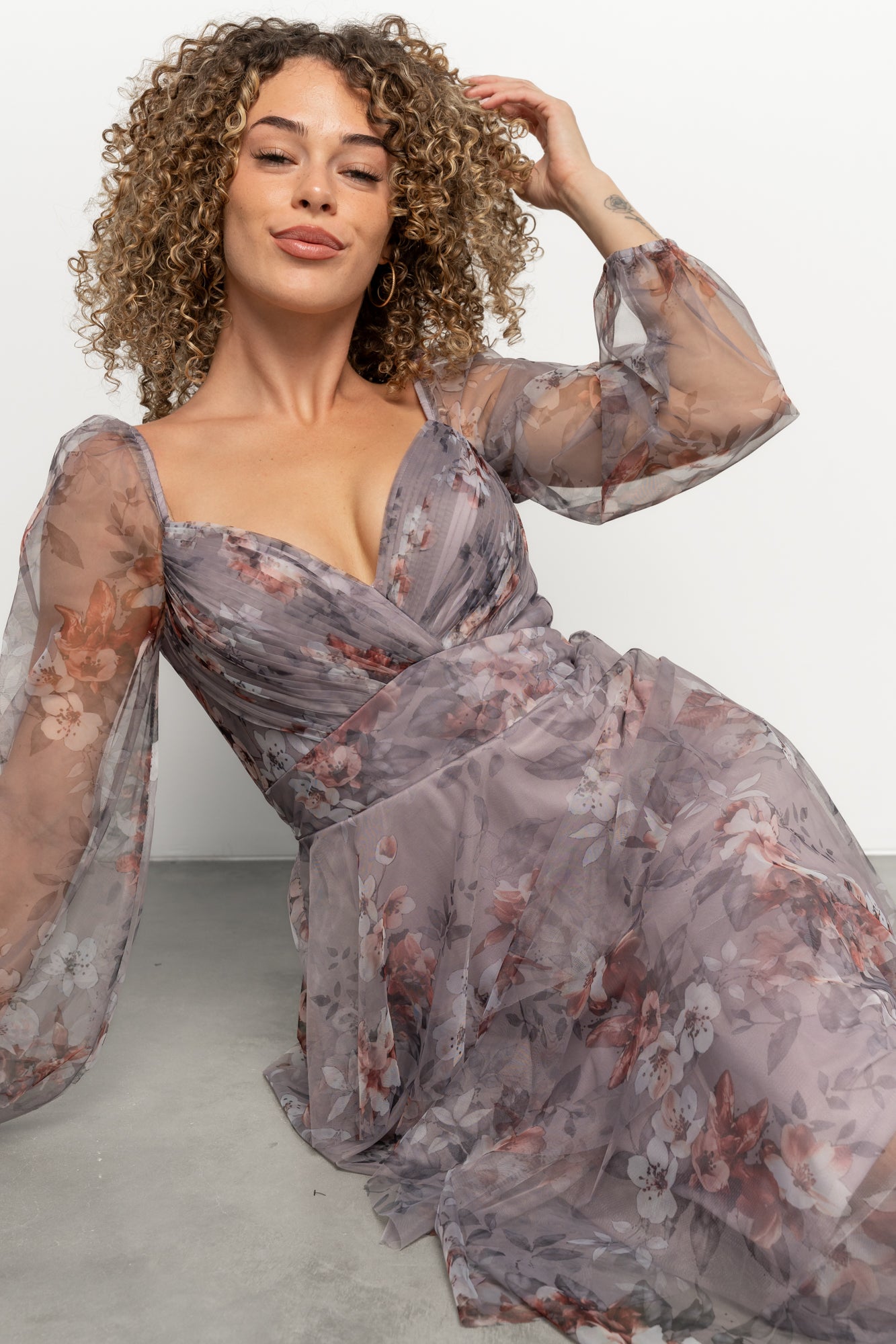 Tessa Tiered Maxi Dress | Lilac Gray Floral-Glamsiq