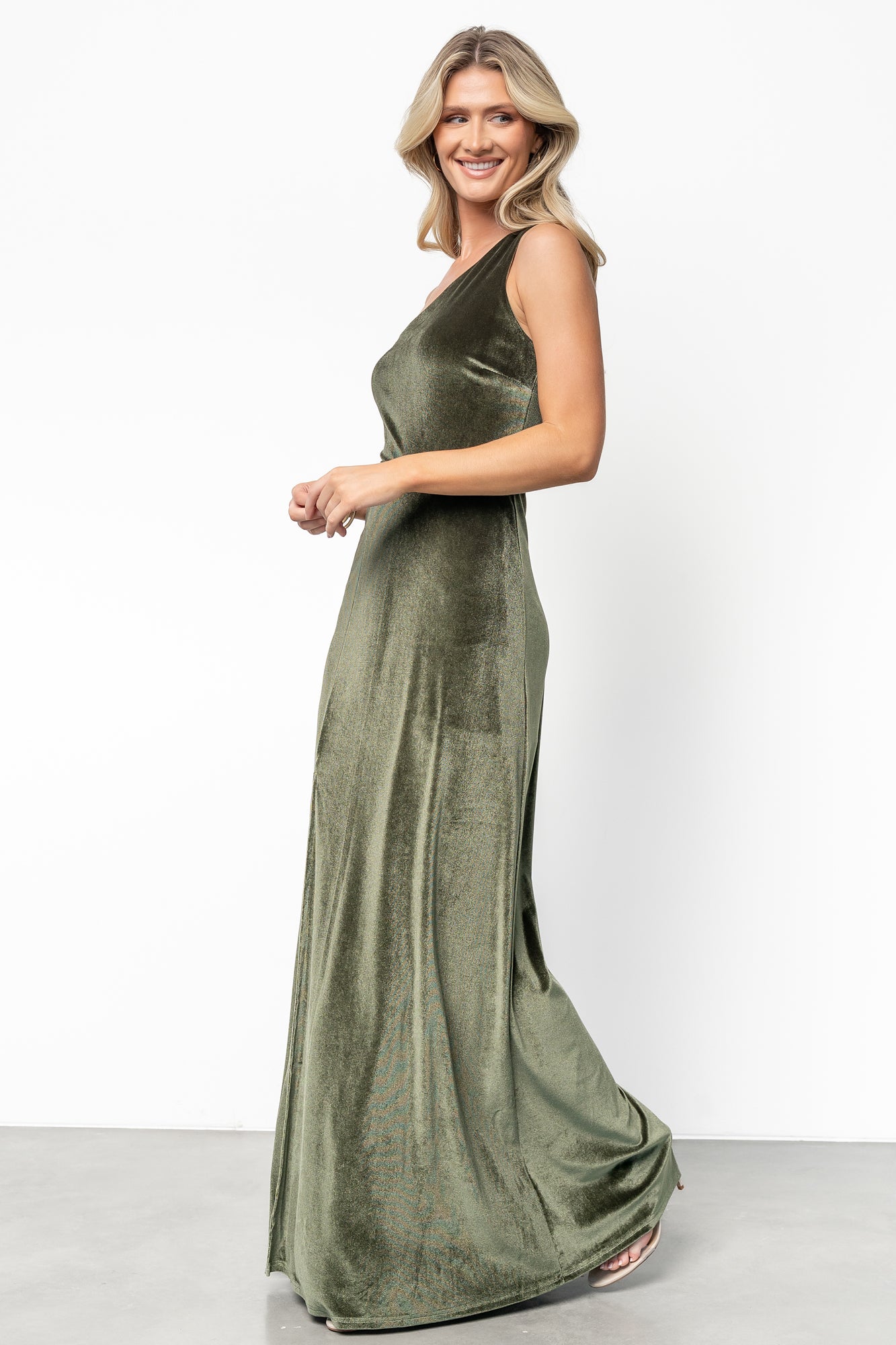 Tatiana Velvet One Shoulder Maxi Dress | Olive-Glamsiq