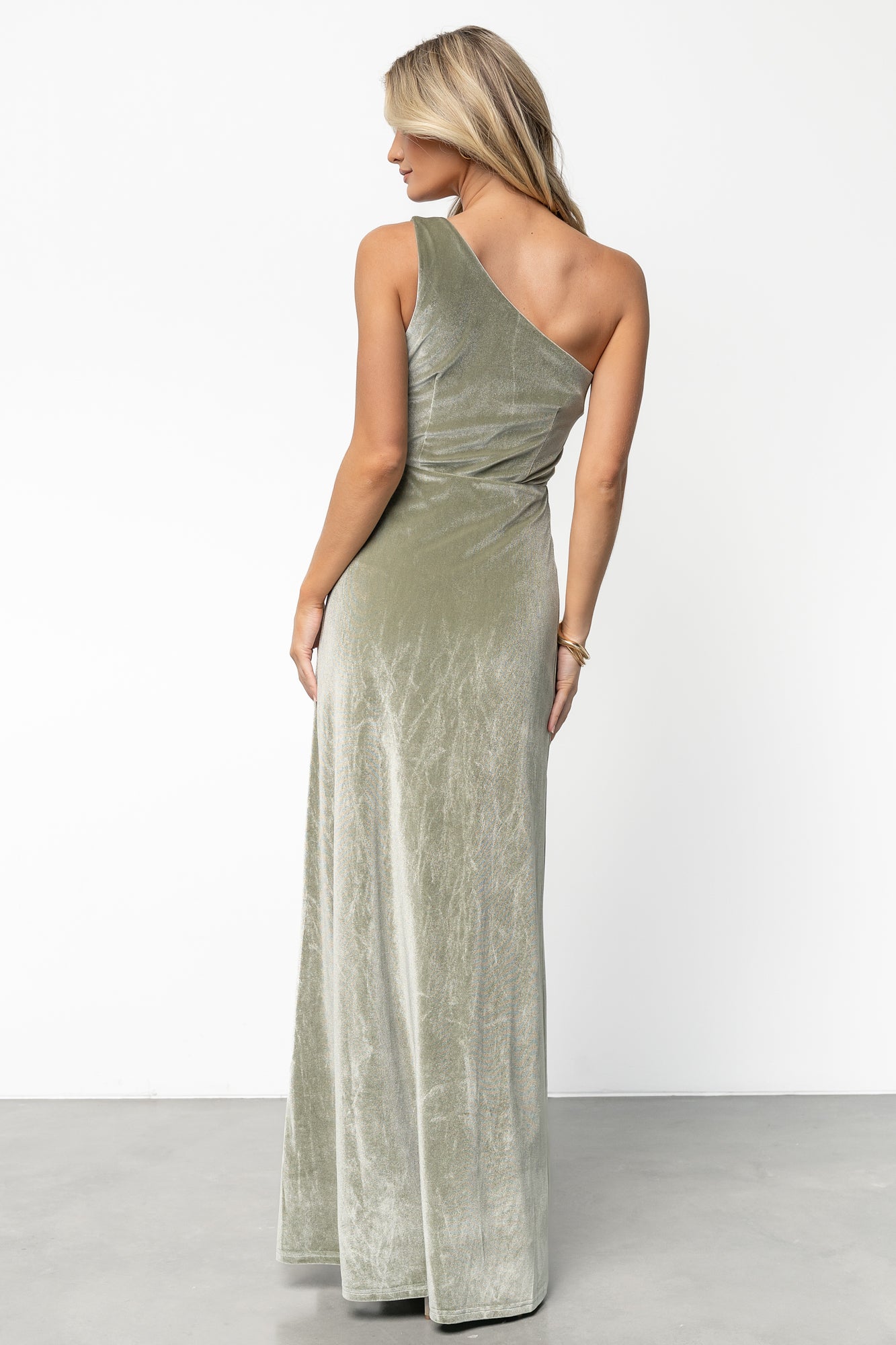 Tatiana Velvet One Shoulder Maxi Dress | Sage-Glamsiq