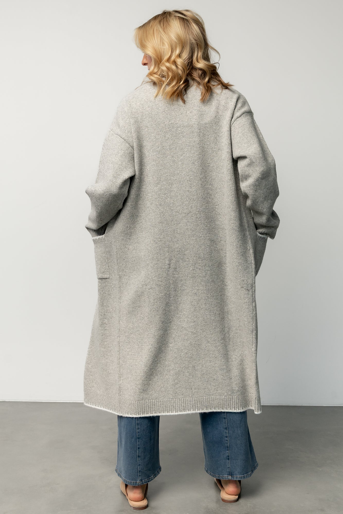Senna Longline Cardigan | Light Gray-Glamsiq