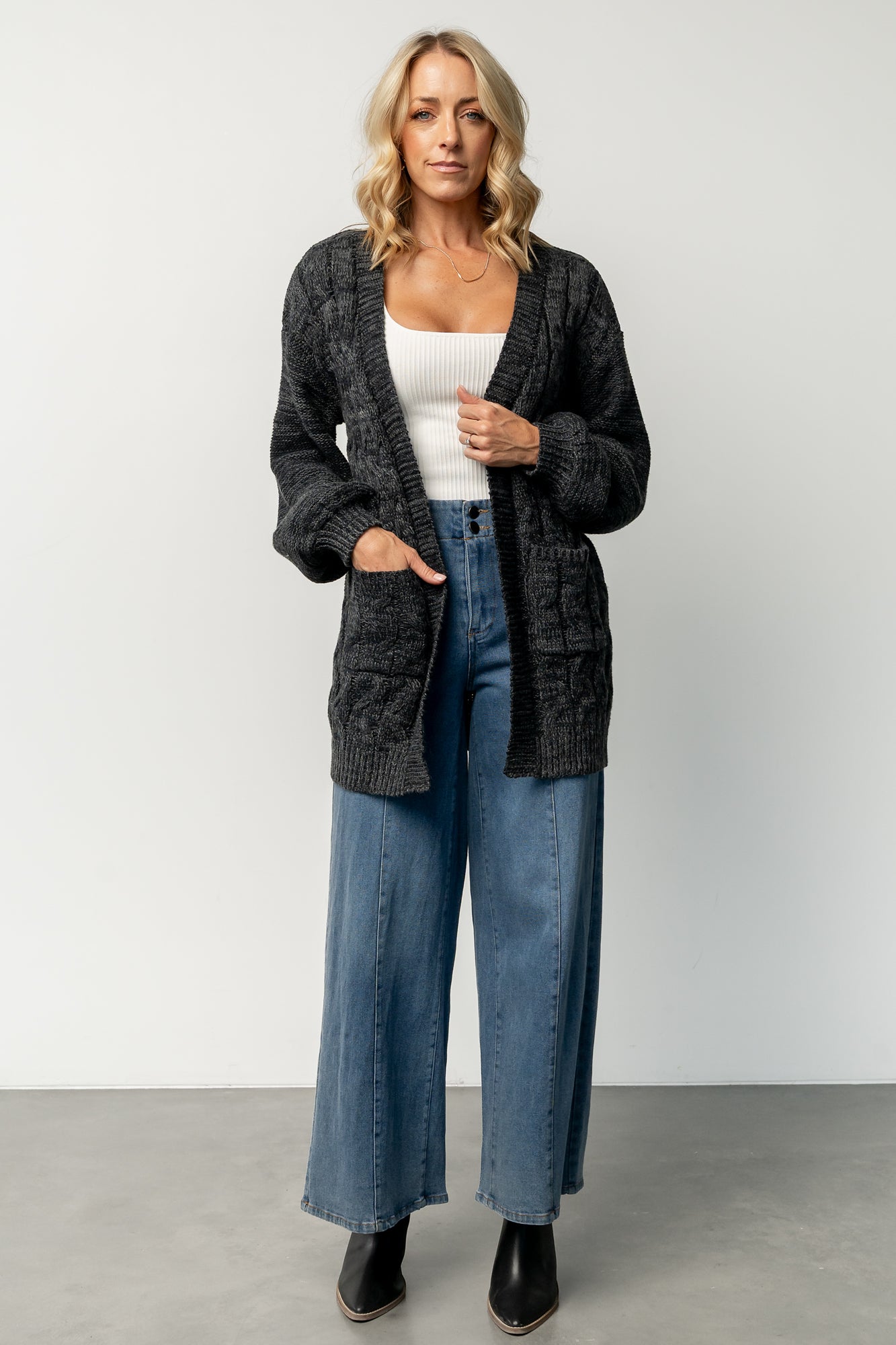 Spencer Chunky Knit Cardigan | Charcoal-Glamsiq