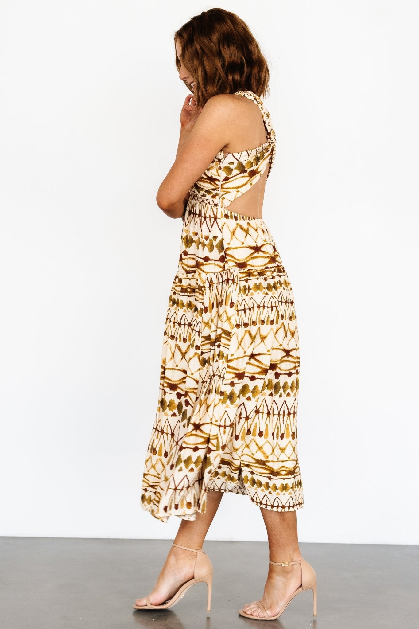 Seraphina Open Back Midi Dress | Tan Multi-Glamsiq