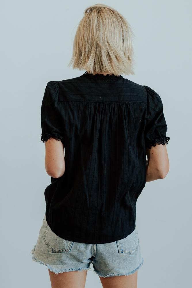 Sloane Button Top | Black-Glamsiq