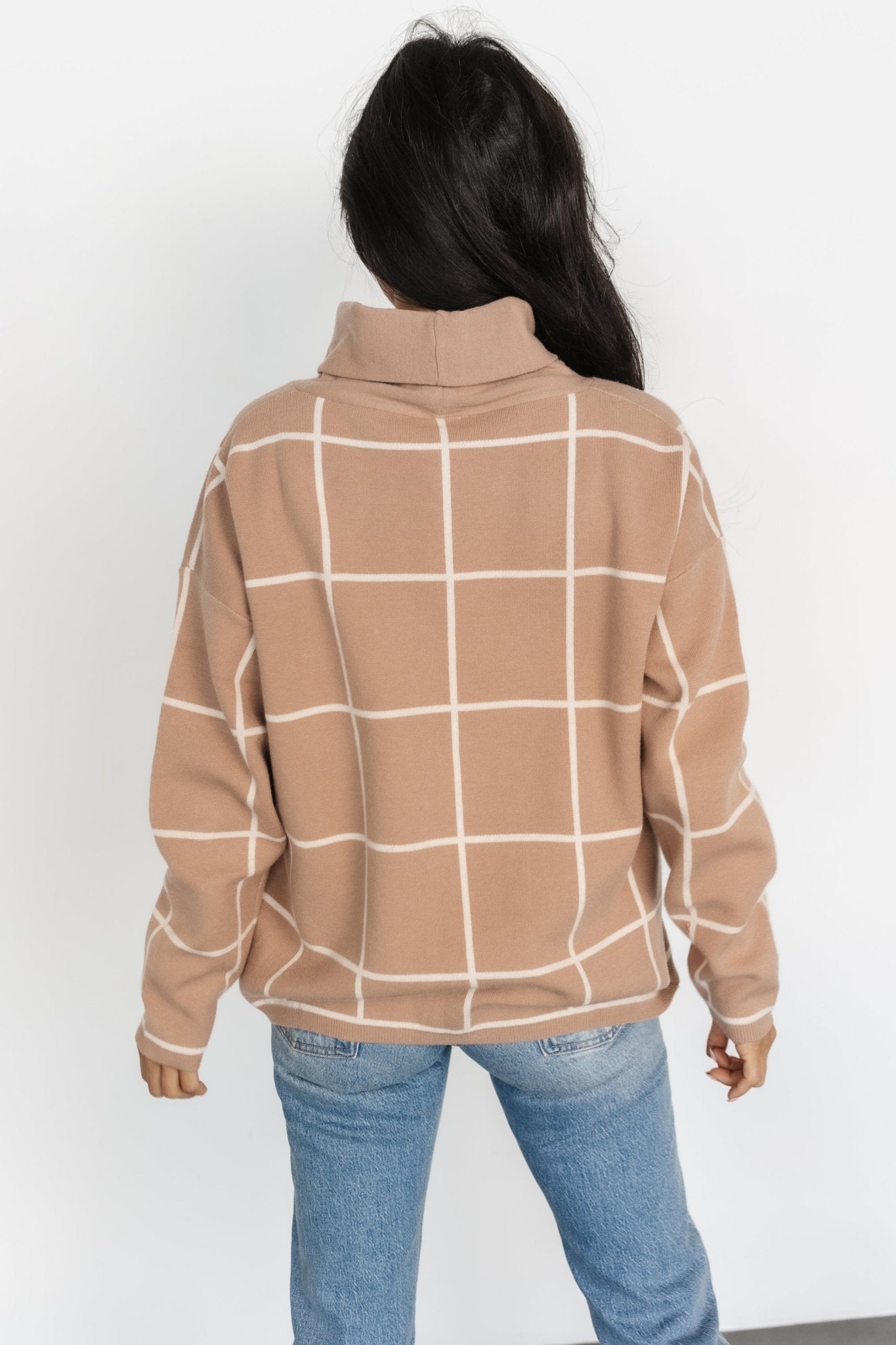 Tahoe Turtleneck Sweater | Taupe + Cream-Glamsiq