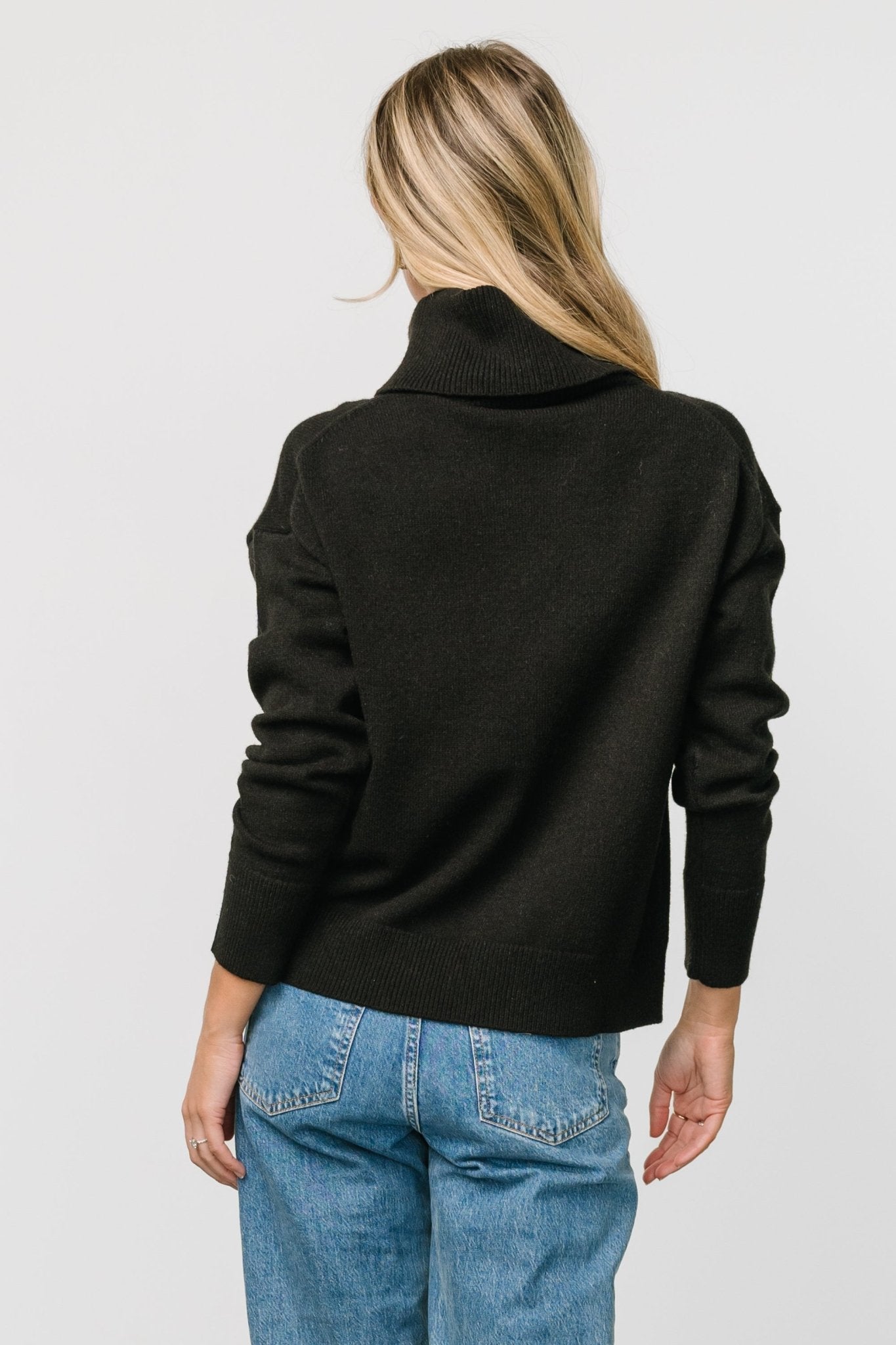 Tera Turtleneck Sweater | Black-Glamsiq