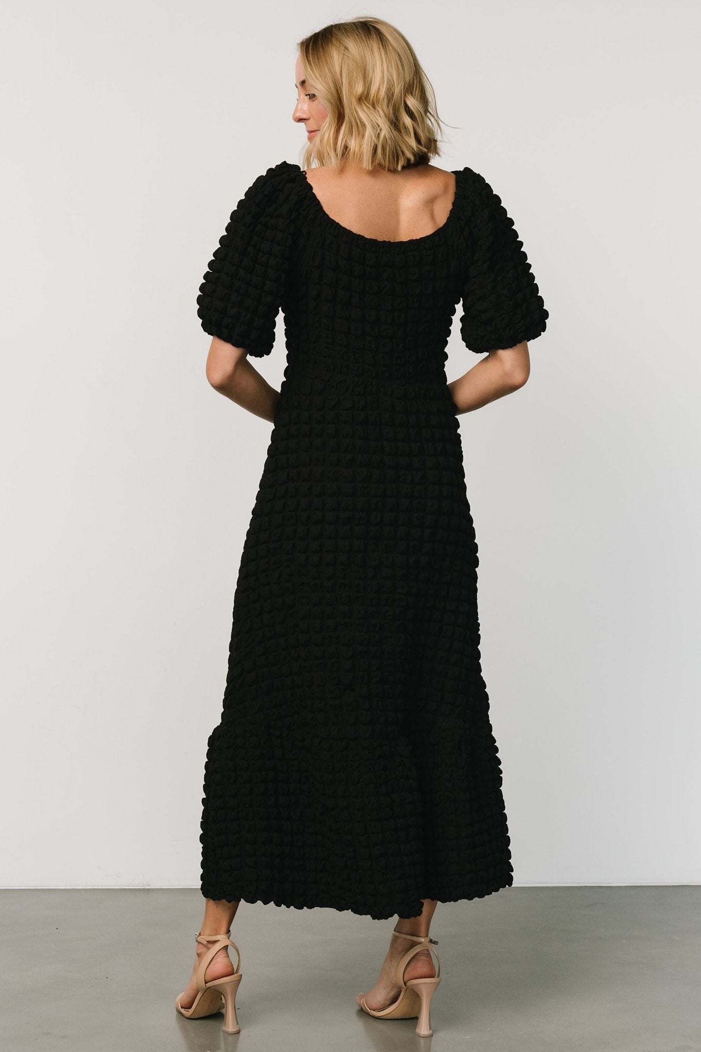 Therese Textured Dress | Black-Glamsiq