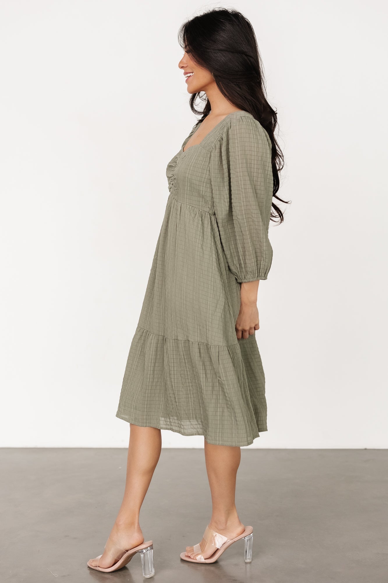 Vaeda Midi Dress | Olive-Glamsiq