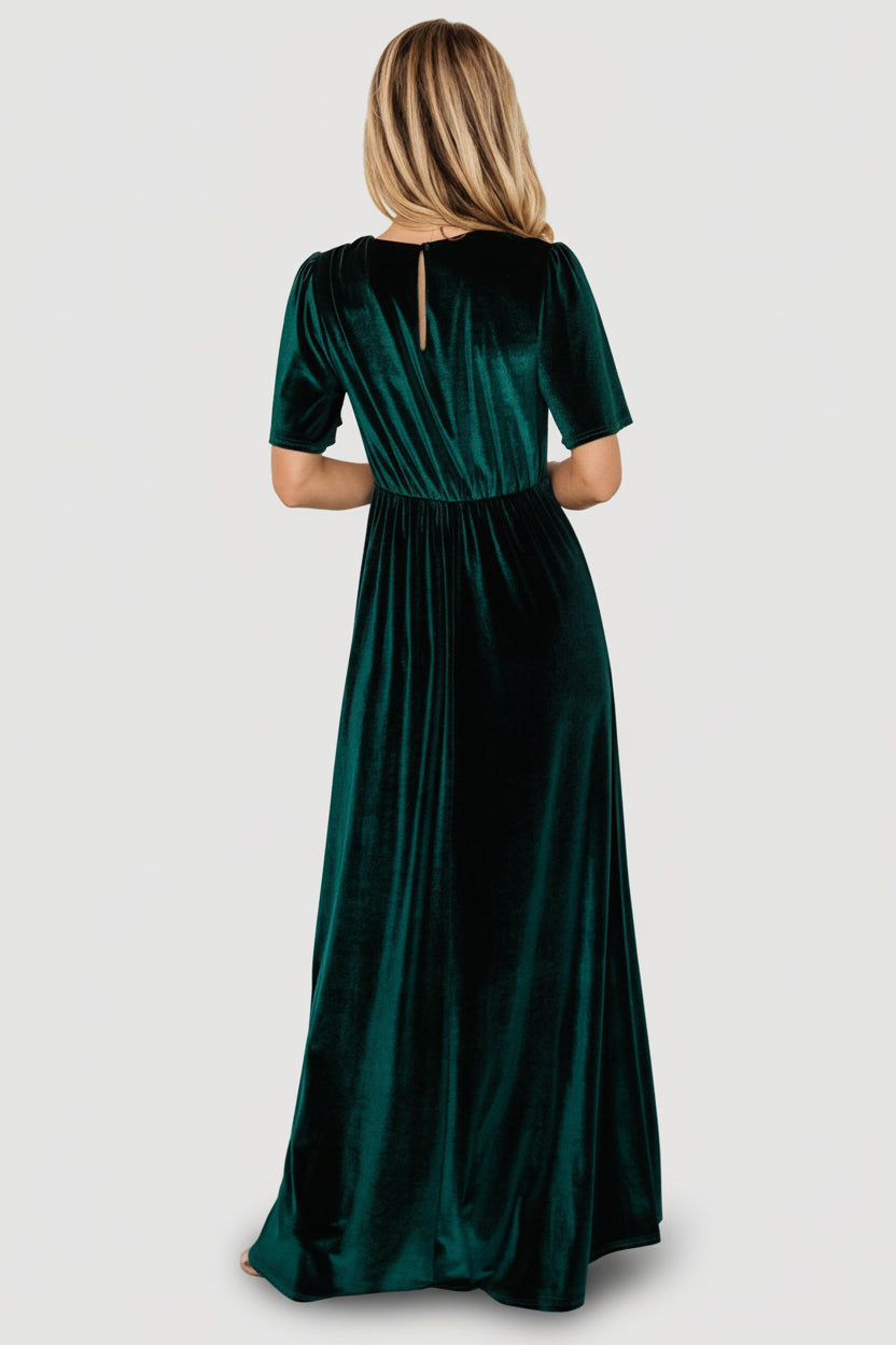 Vivian Velvet Maxi Dress | Emerald-Glamsiq