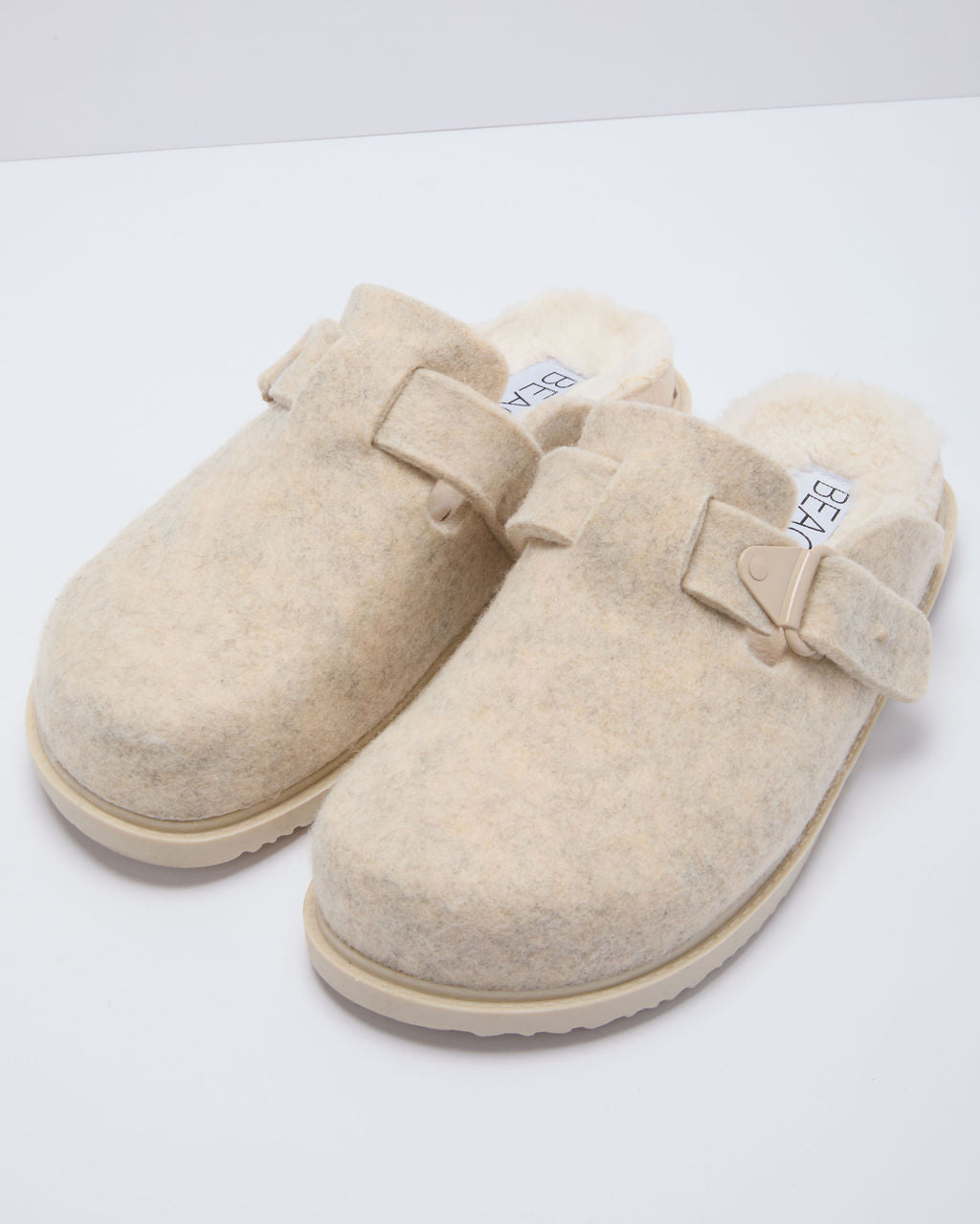 Winter Hearth Sherpa Lined Mules-chiciza