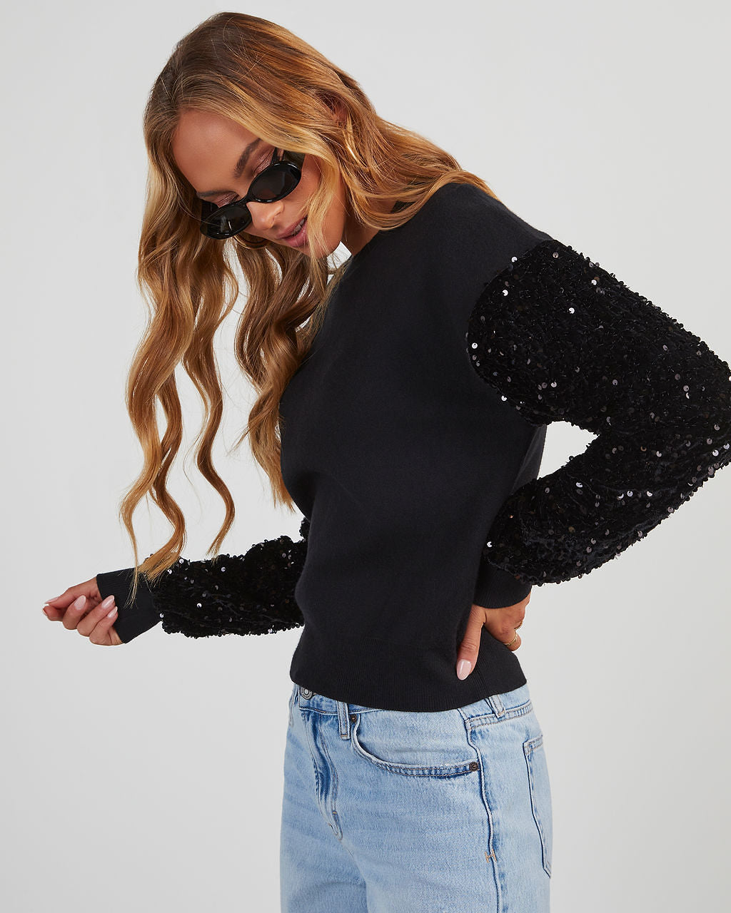 Yumi Contrast Sequin Knit Sweater-chiciza