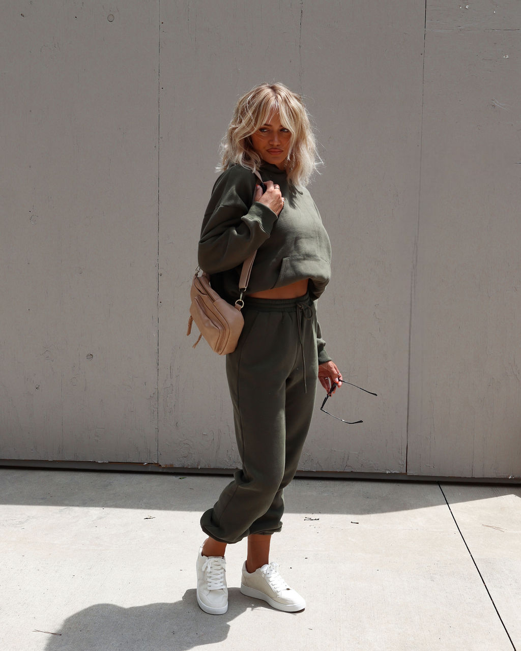 Ready Or Not Hooded Sweatshirt-chiciza