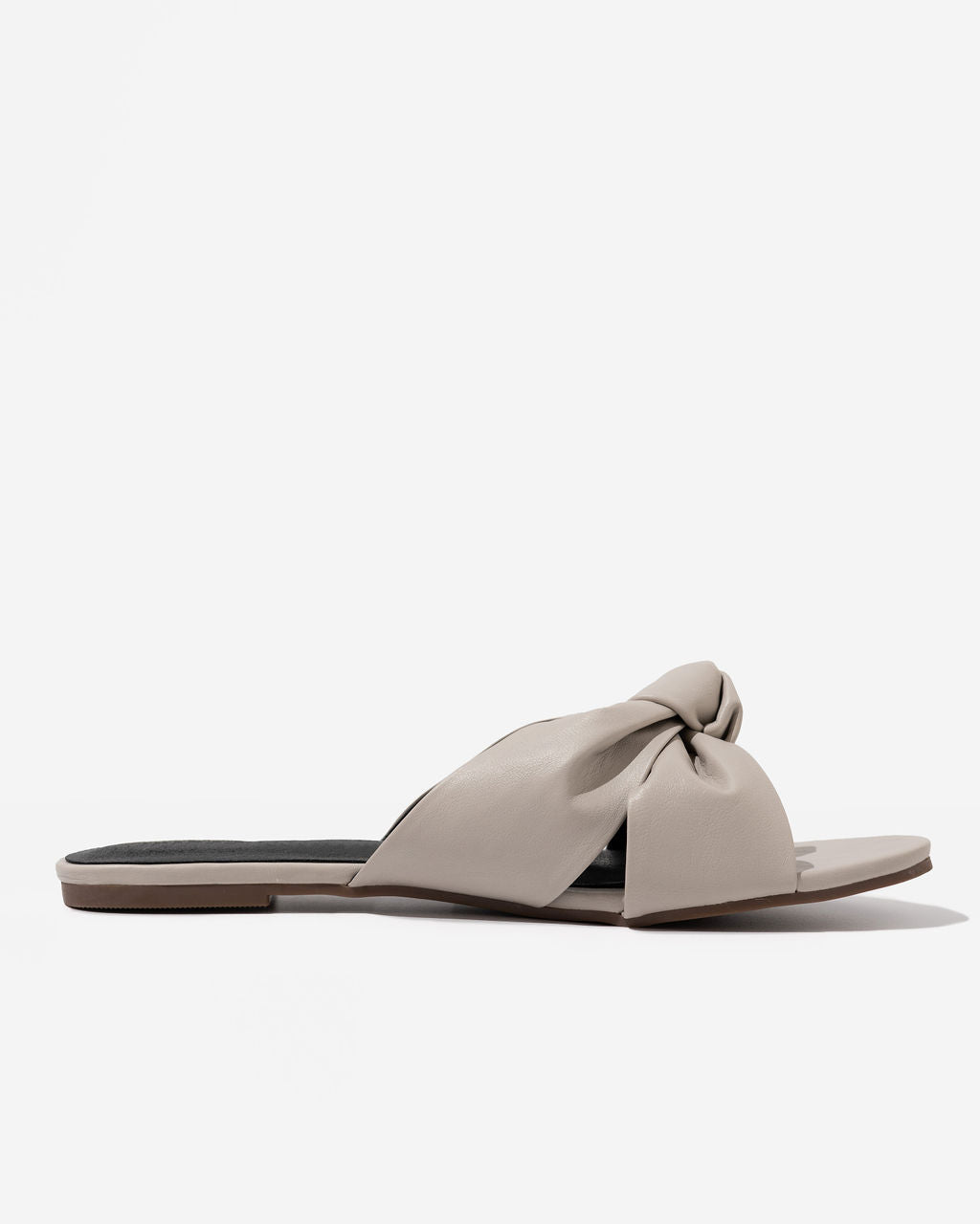 Serena Knotted Faux Leather Sandal-chiciza