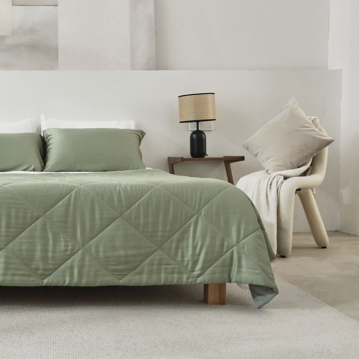 perfect temperature -regulate cooling blanket for sleeping hot 