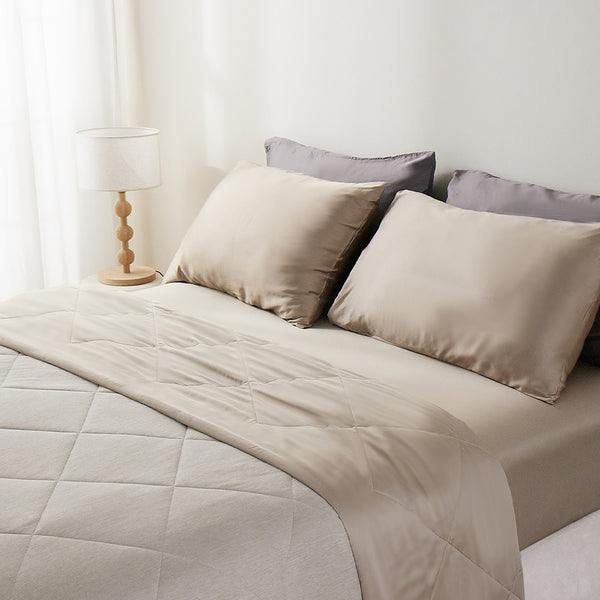 Rustic Brown-cooling comforter