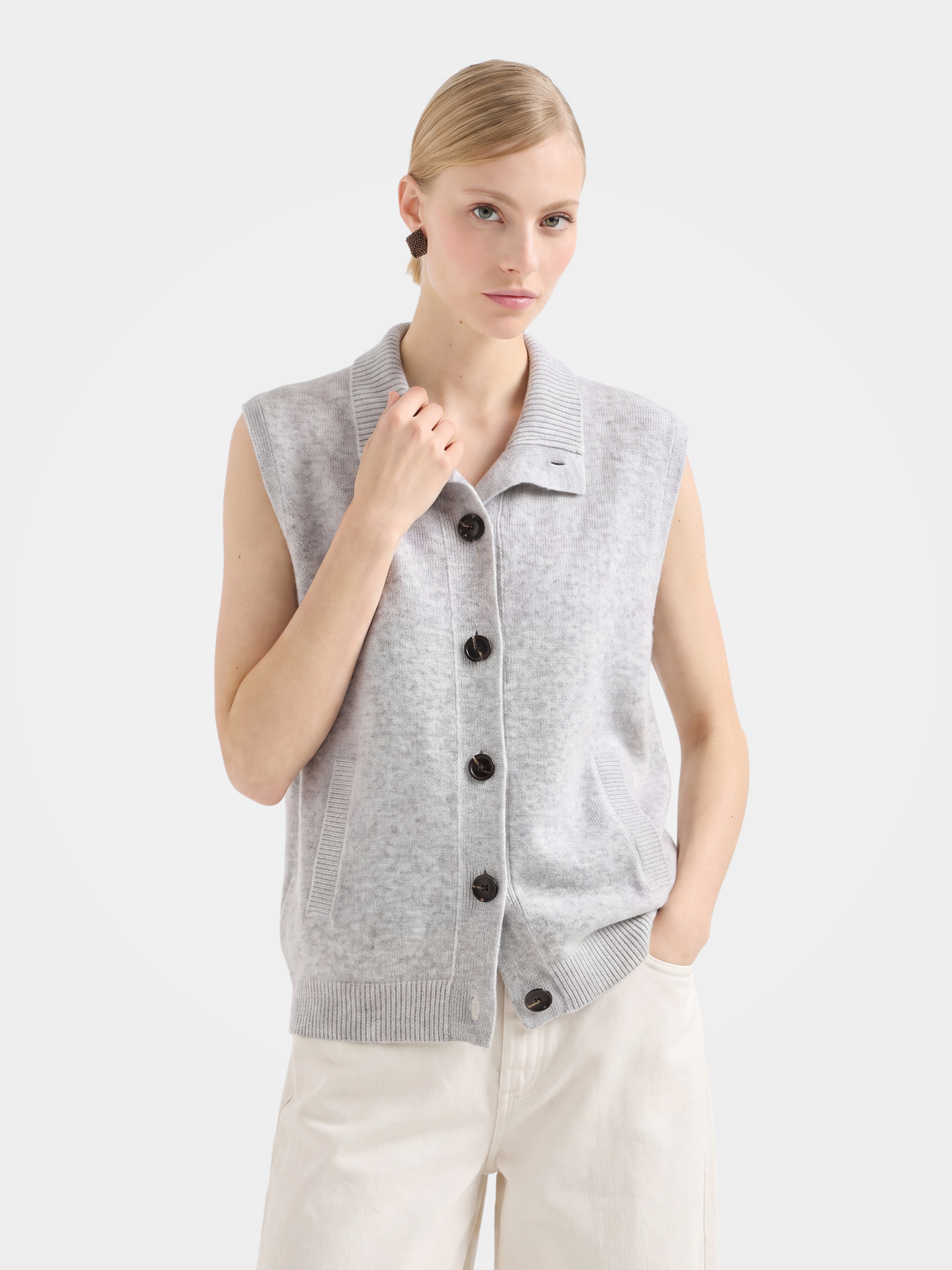 Soft 100% Mongolian Cashmere Sleeveless Knit Vest