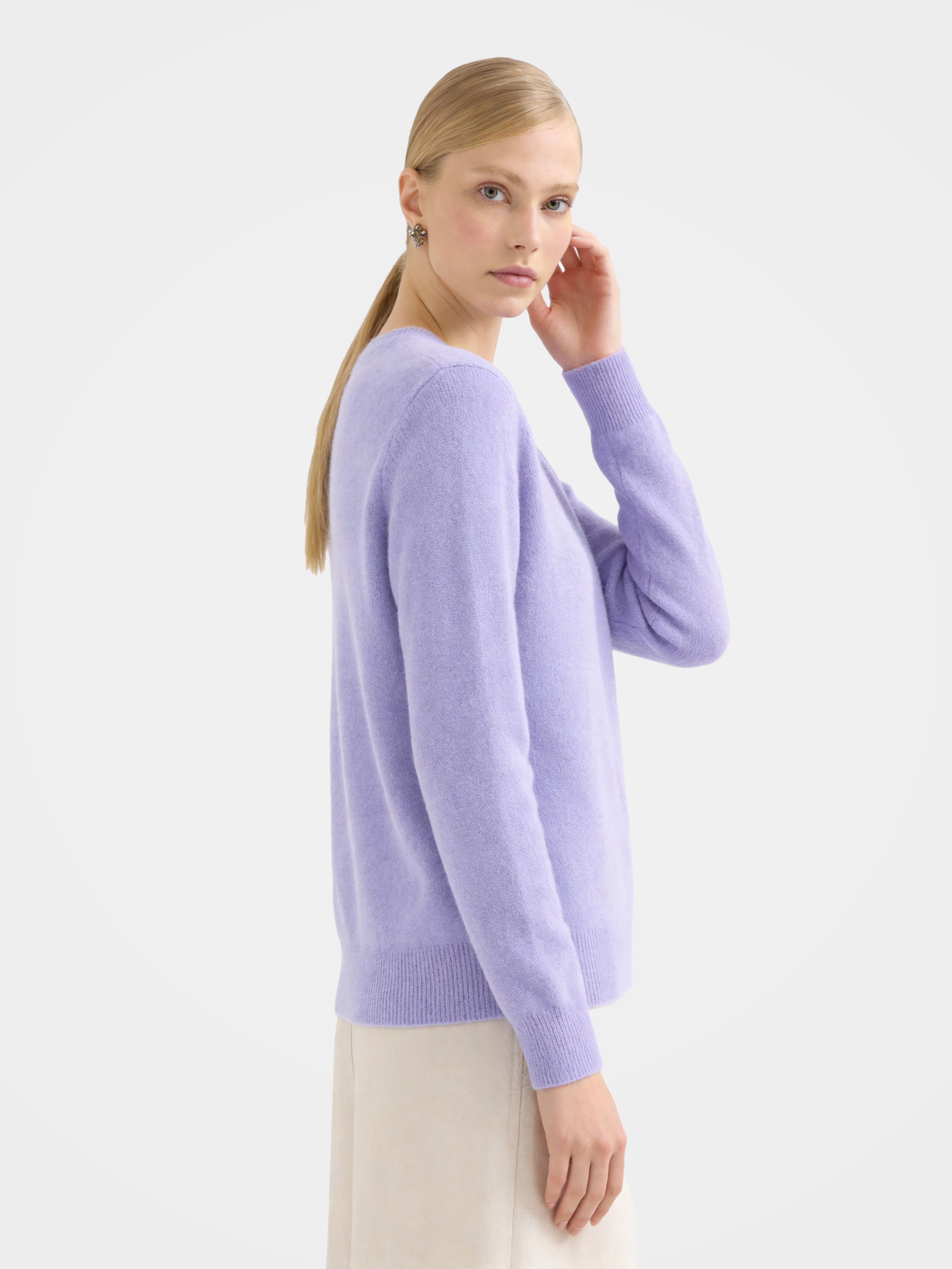 100% Mongolian Cashmere Crewneck Sweater