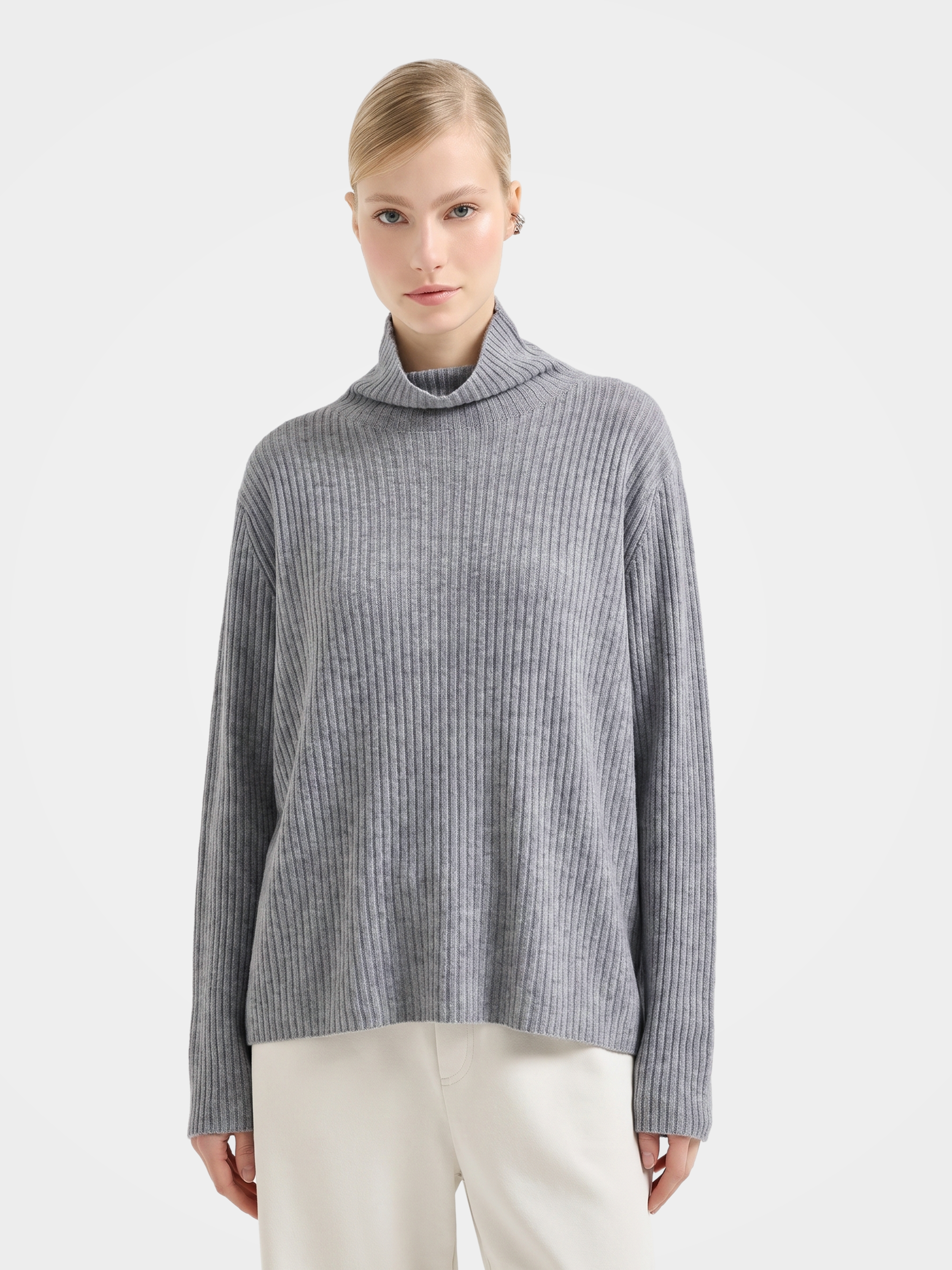 Soft 100% Mongolian Cashmere Turtleneck Knit Top