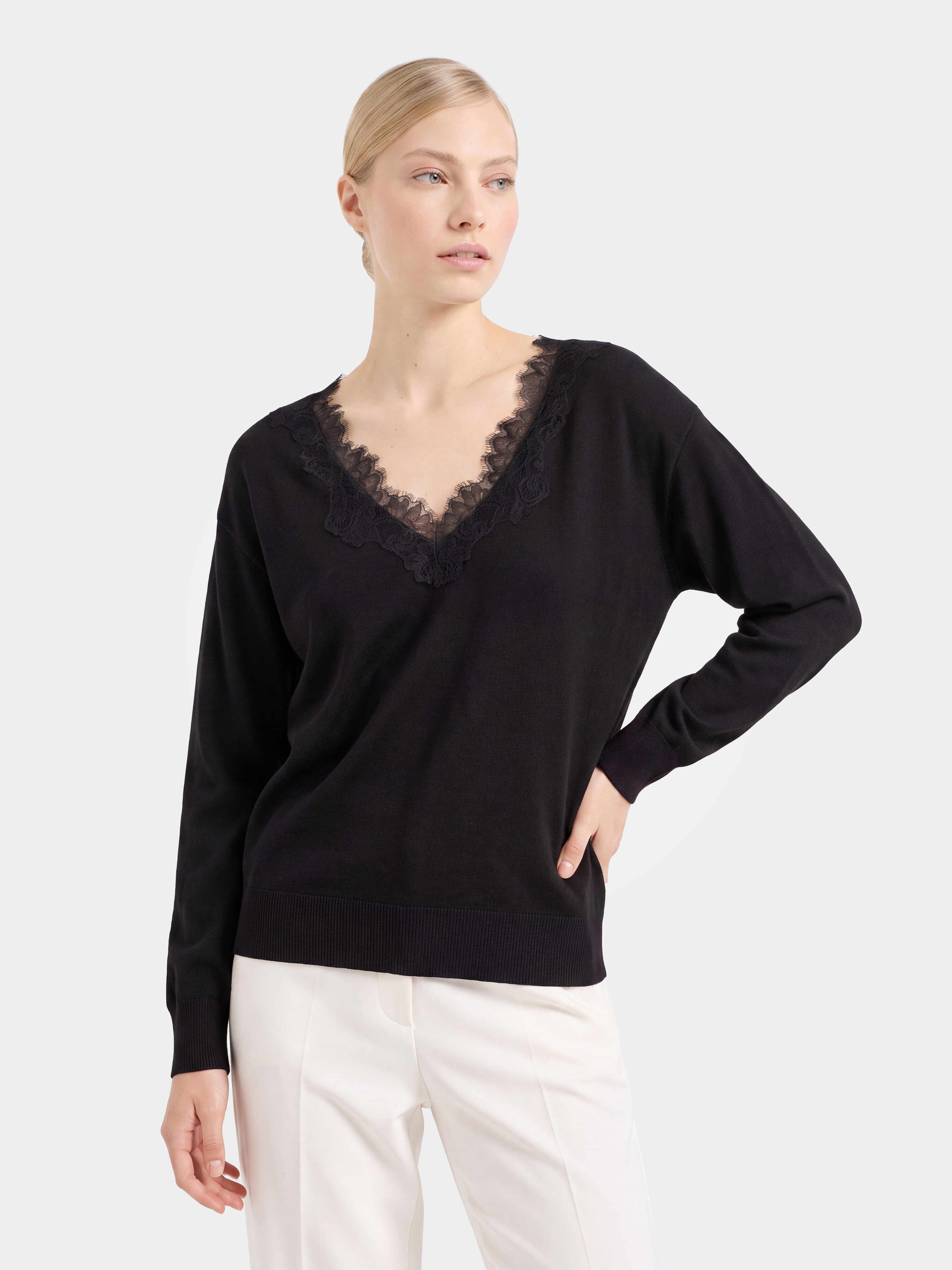 100% Wool V Neck Sweater Soft Relaxed Fit Knitwear