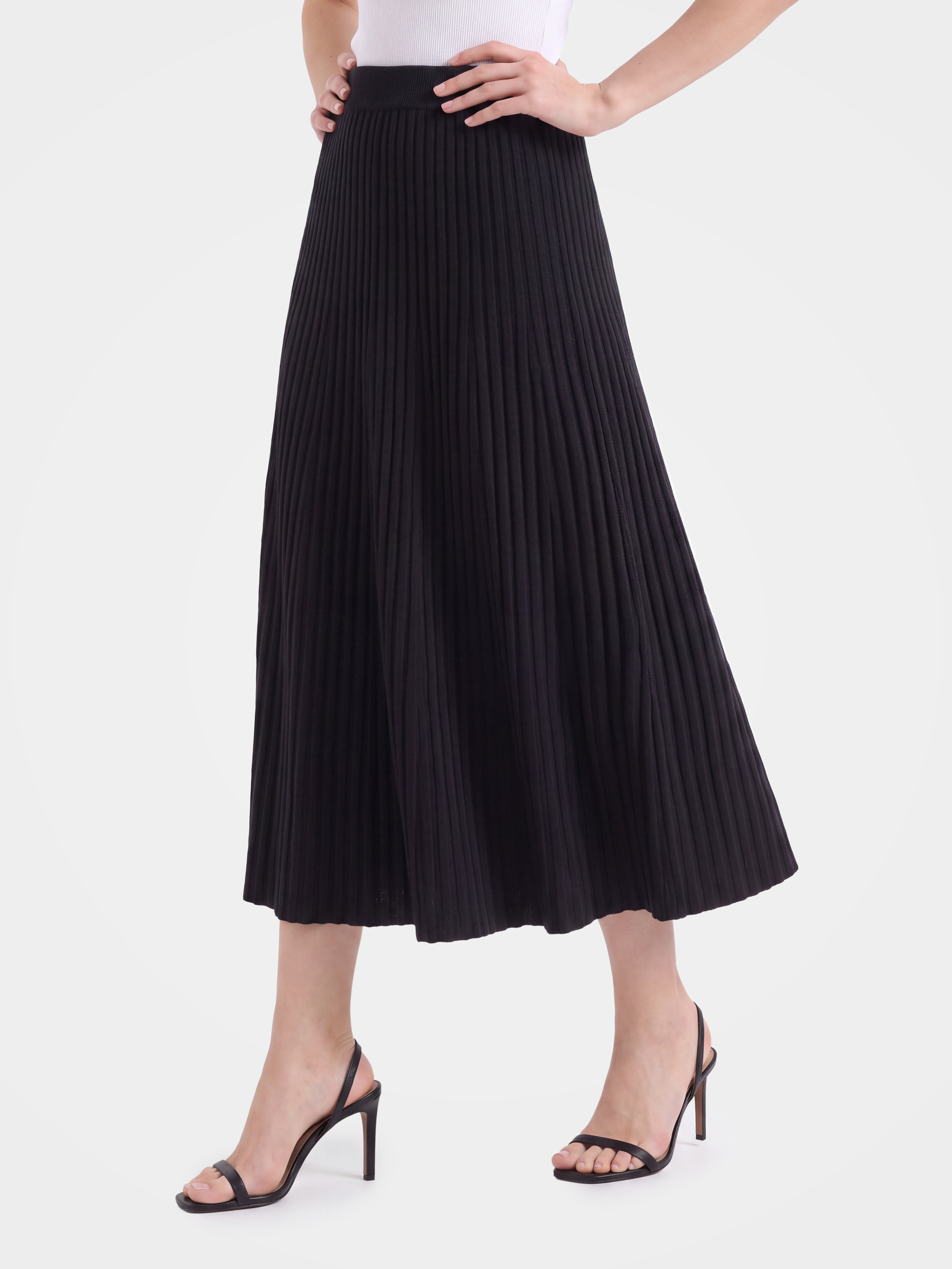 100% Mongolian Cashmere Rib Knit Pleated Midi Skirt