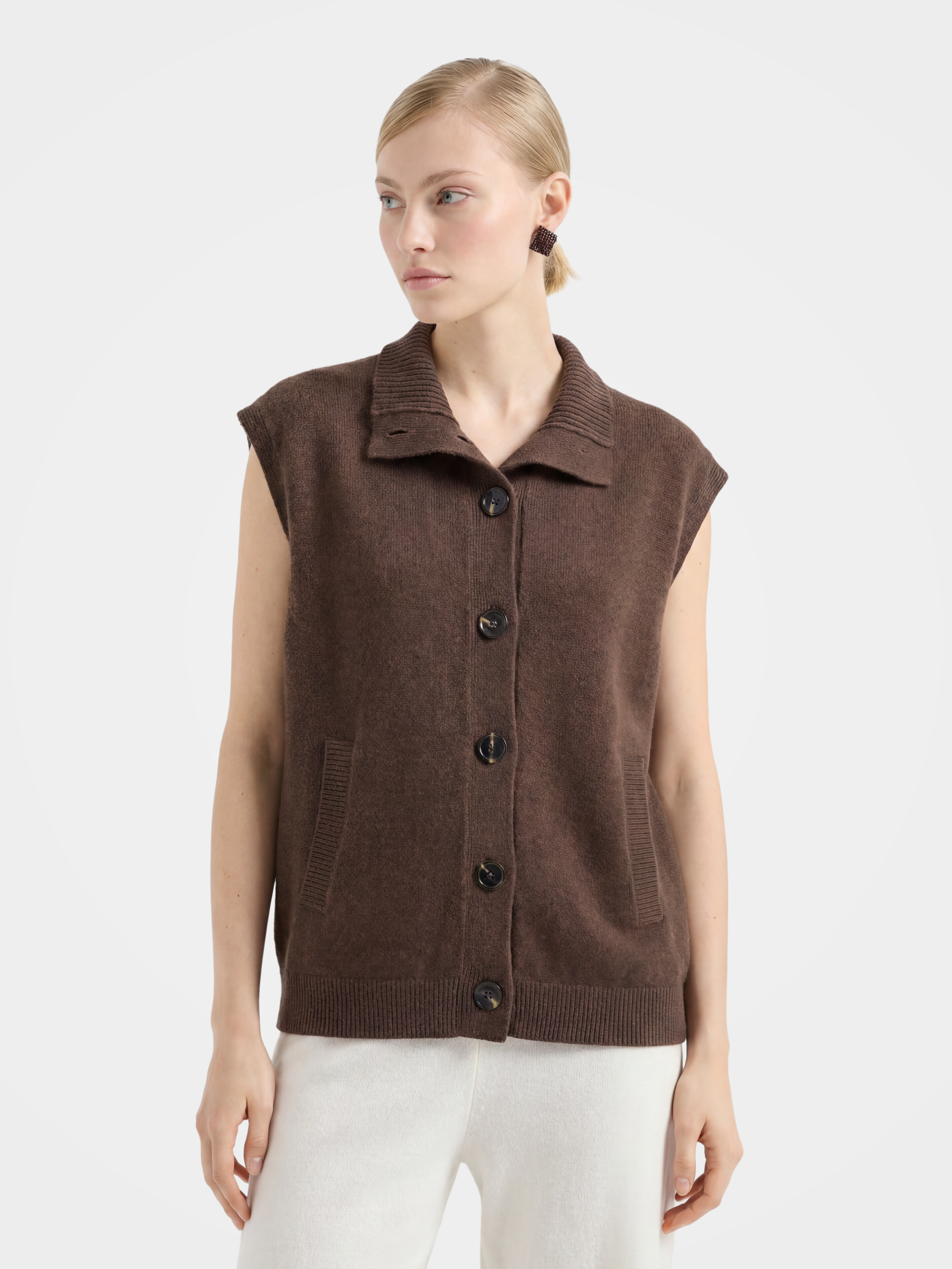 Soft 100% Mongolian Cashmere Sleeveless Knit Vest