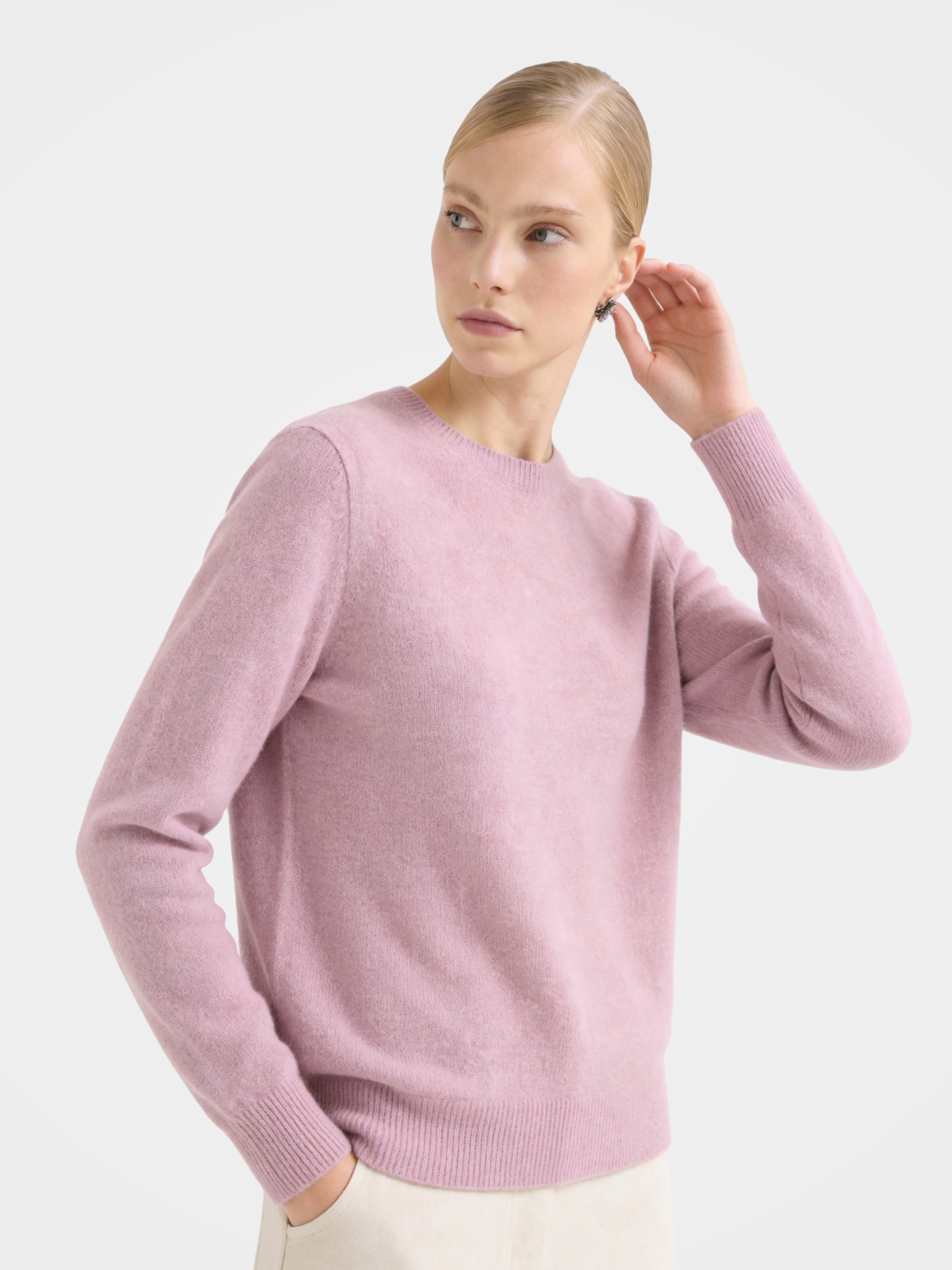 100% Mongolian Cashmere Crewneck Sweater