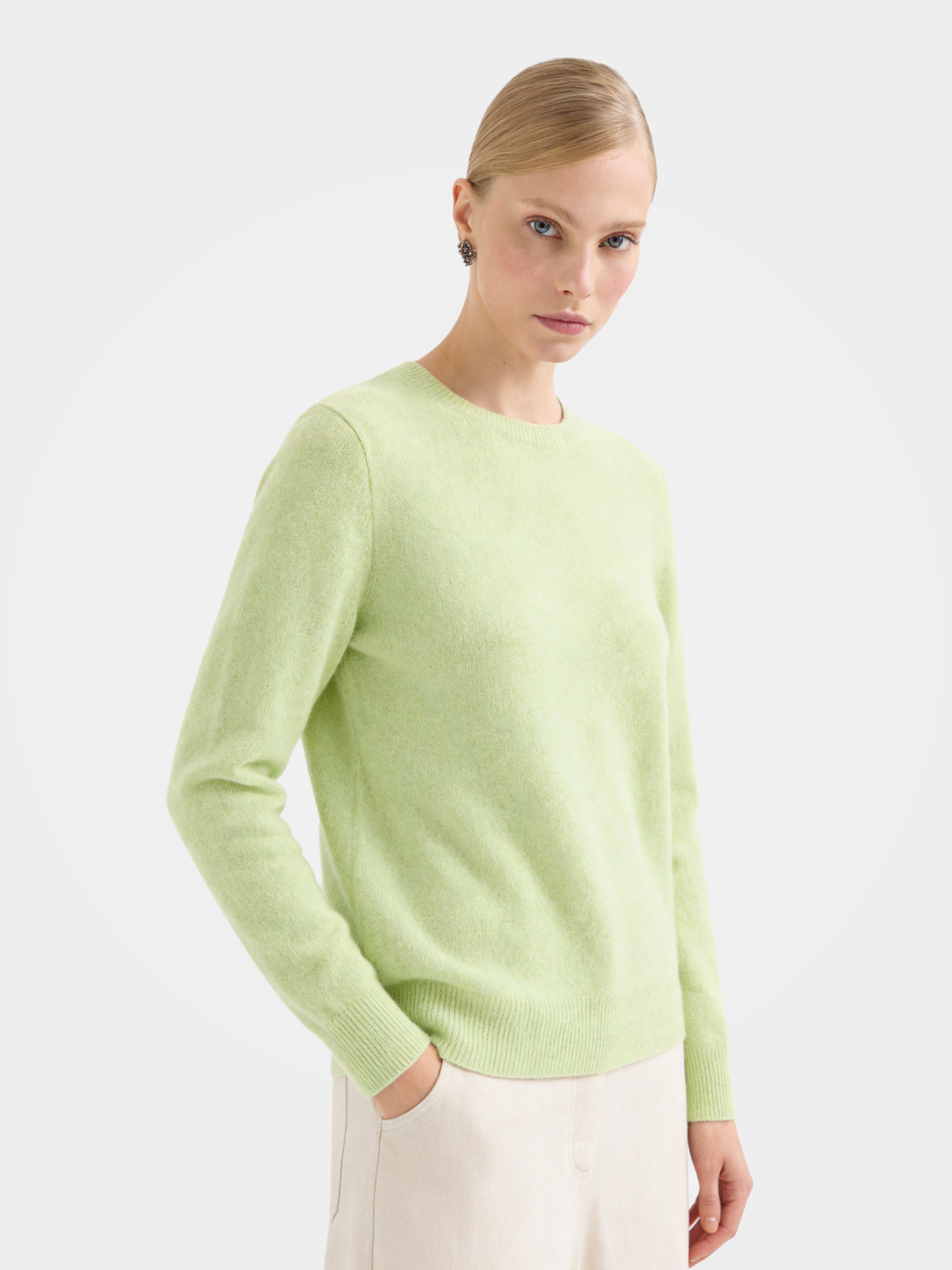 100% Mongolian Cashmere Crewneck Sweater