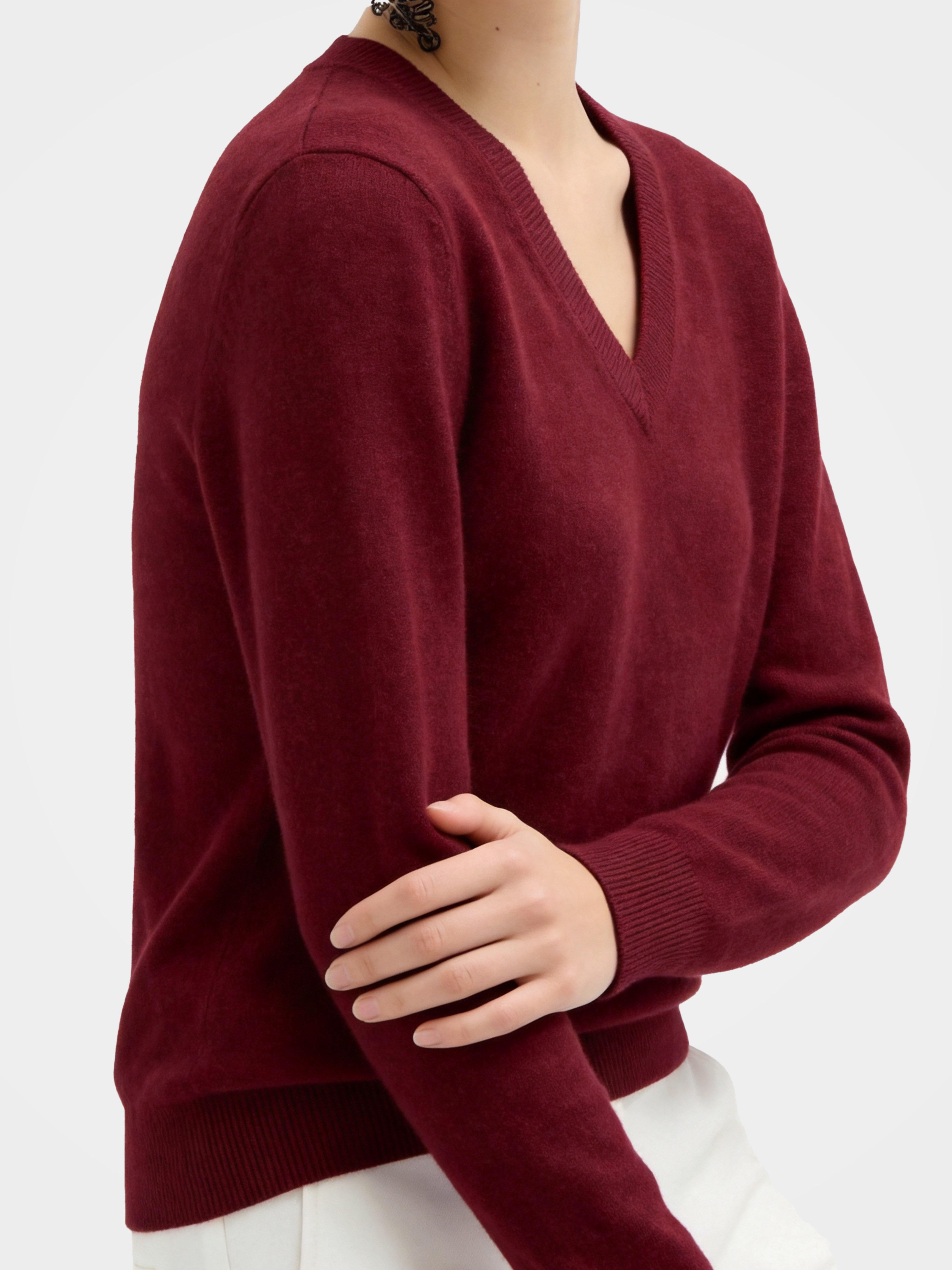 Lightweight Cashmere V-Neck Knit Top