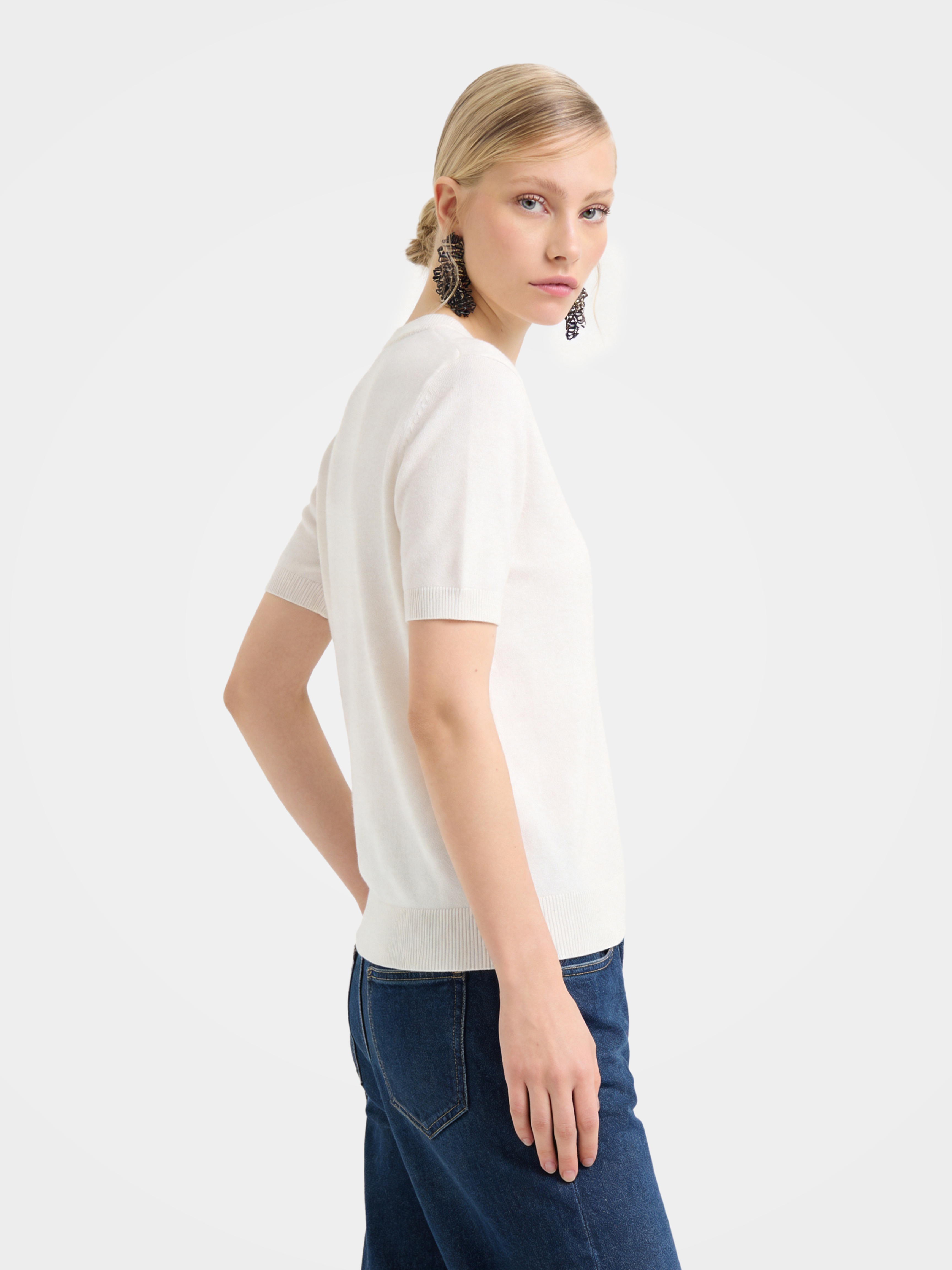 Lightweight Cashmere V Neck Short Sleeve Sweater