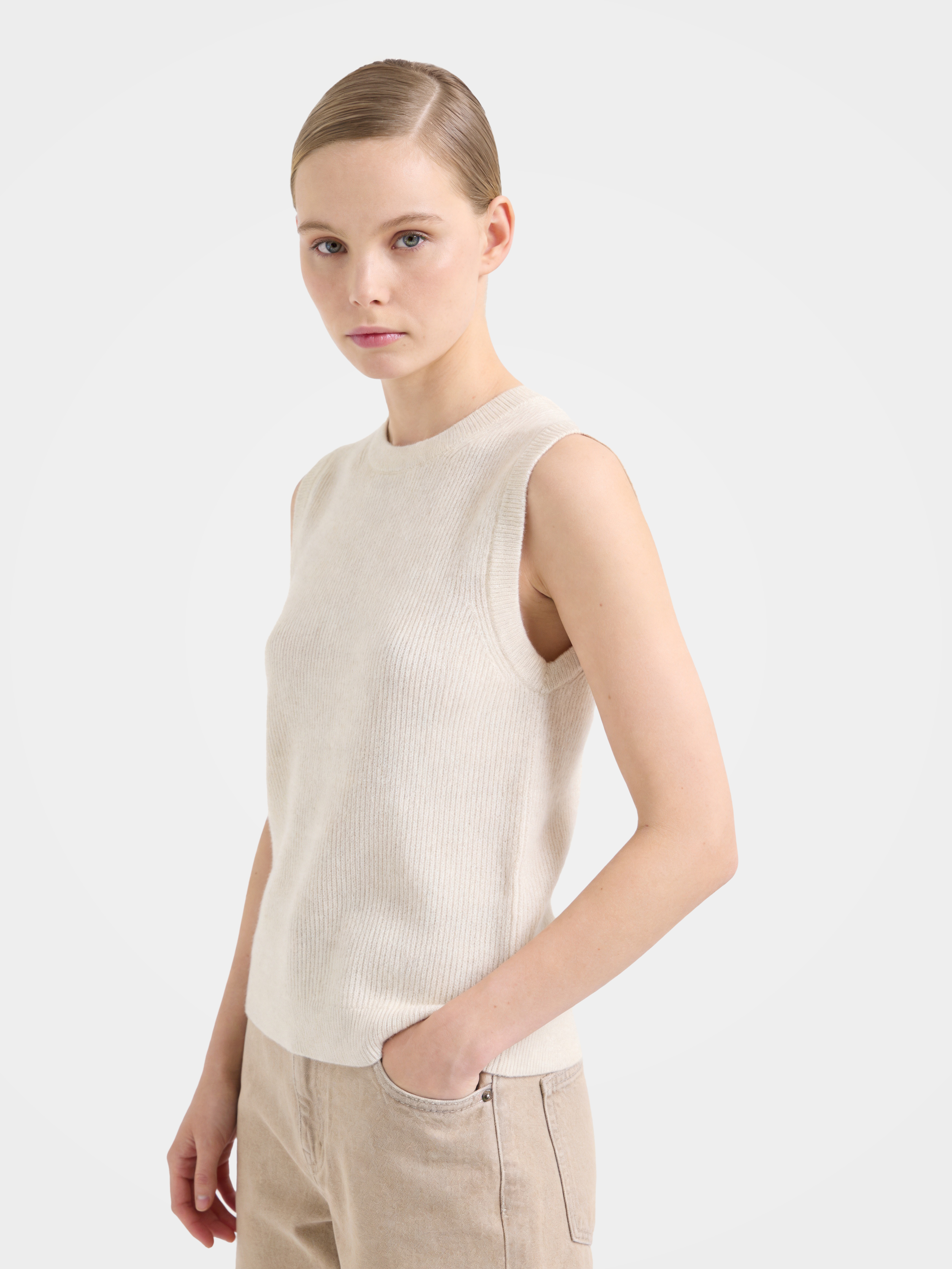 Mongolian Cashmere Sleeveless Vest Knit 