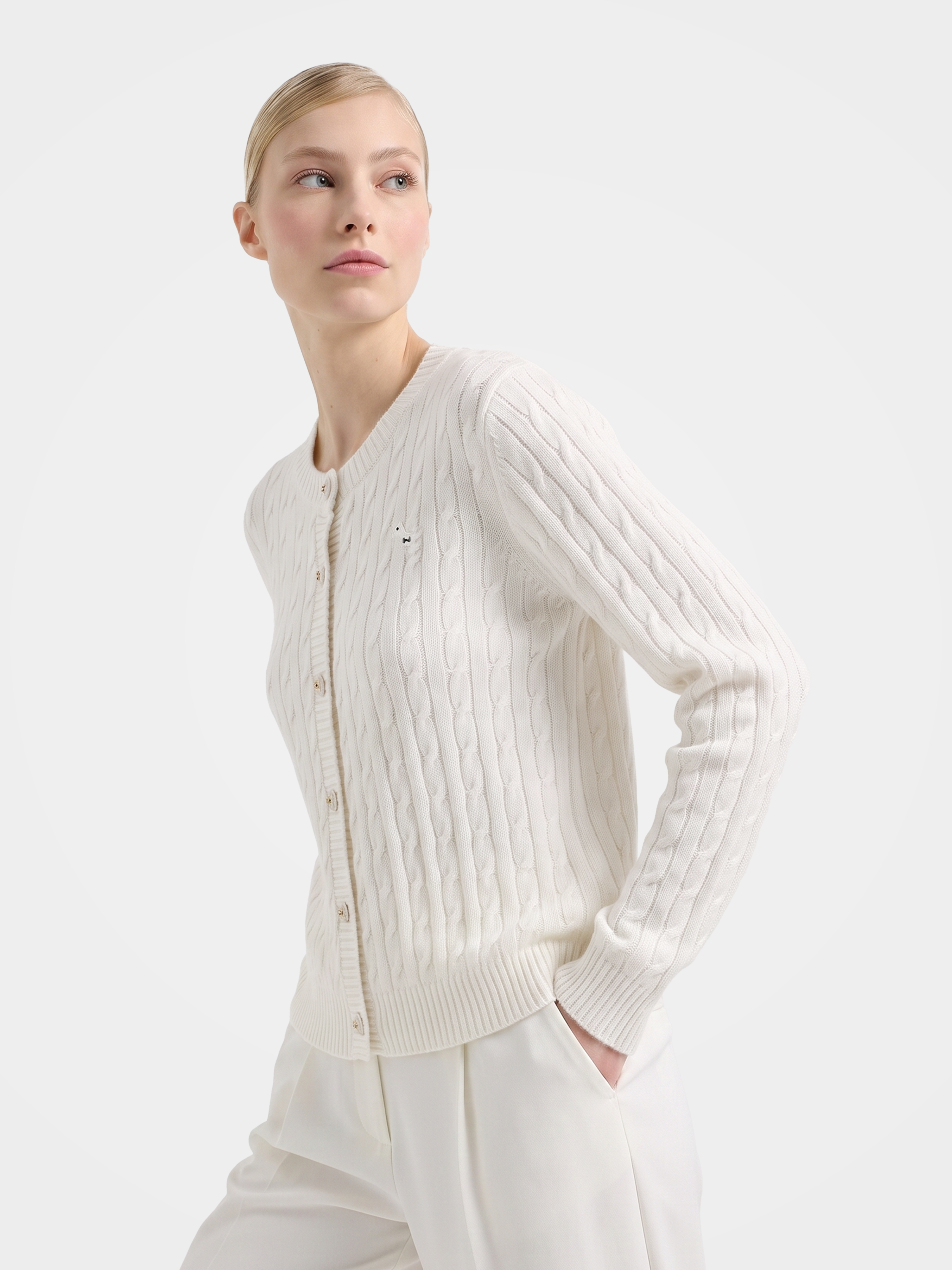 Textured 100% Mongolian Cashmere Crew Neck Cable Knit Cardigan