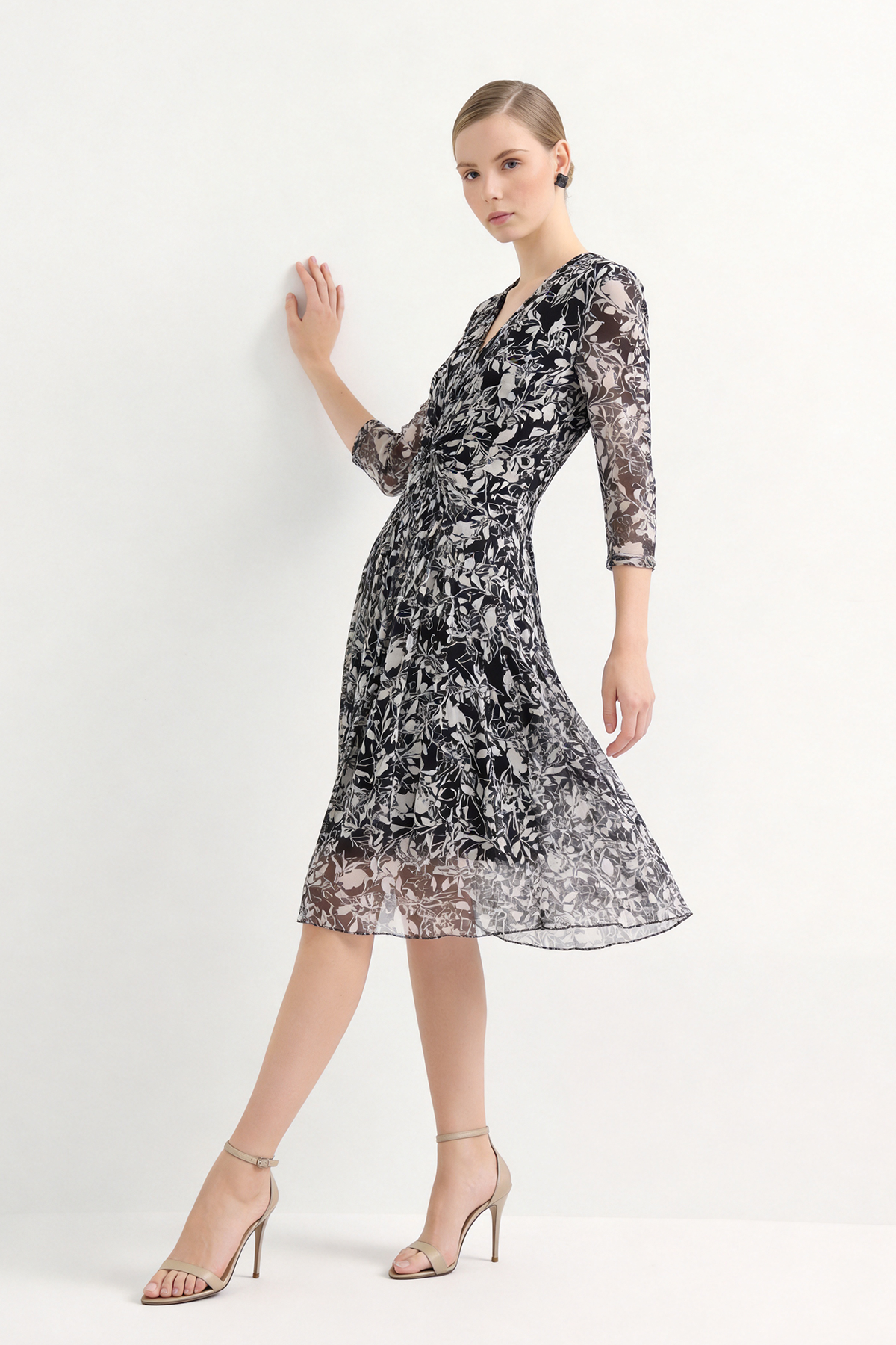 Black Silk Print Knee-Length Mesh Dress