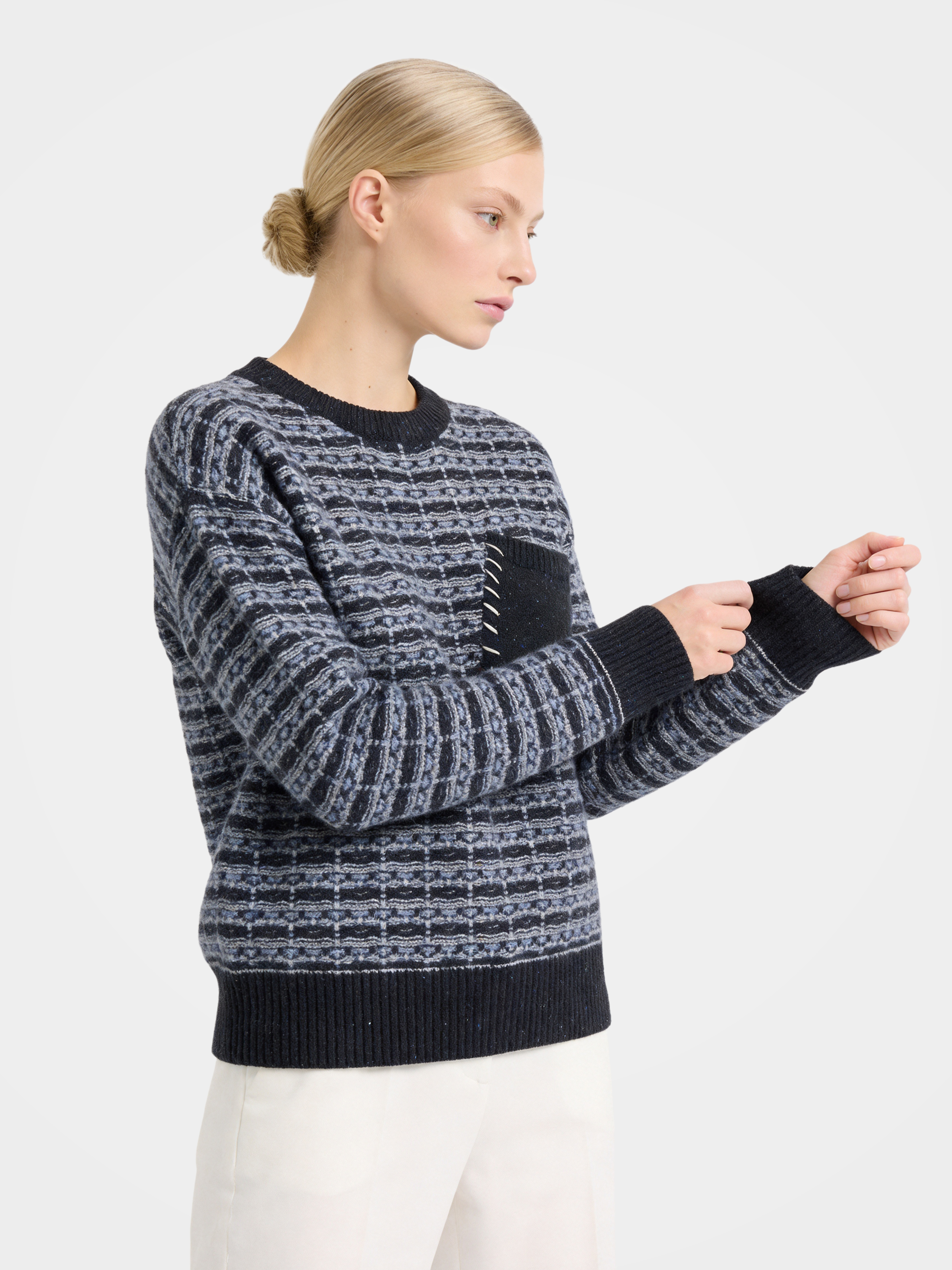 100% Mongolian Cashmere Tweed-Inspired Pocket-Front Knit Pullover