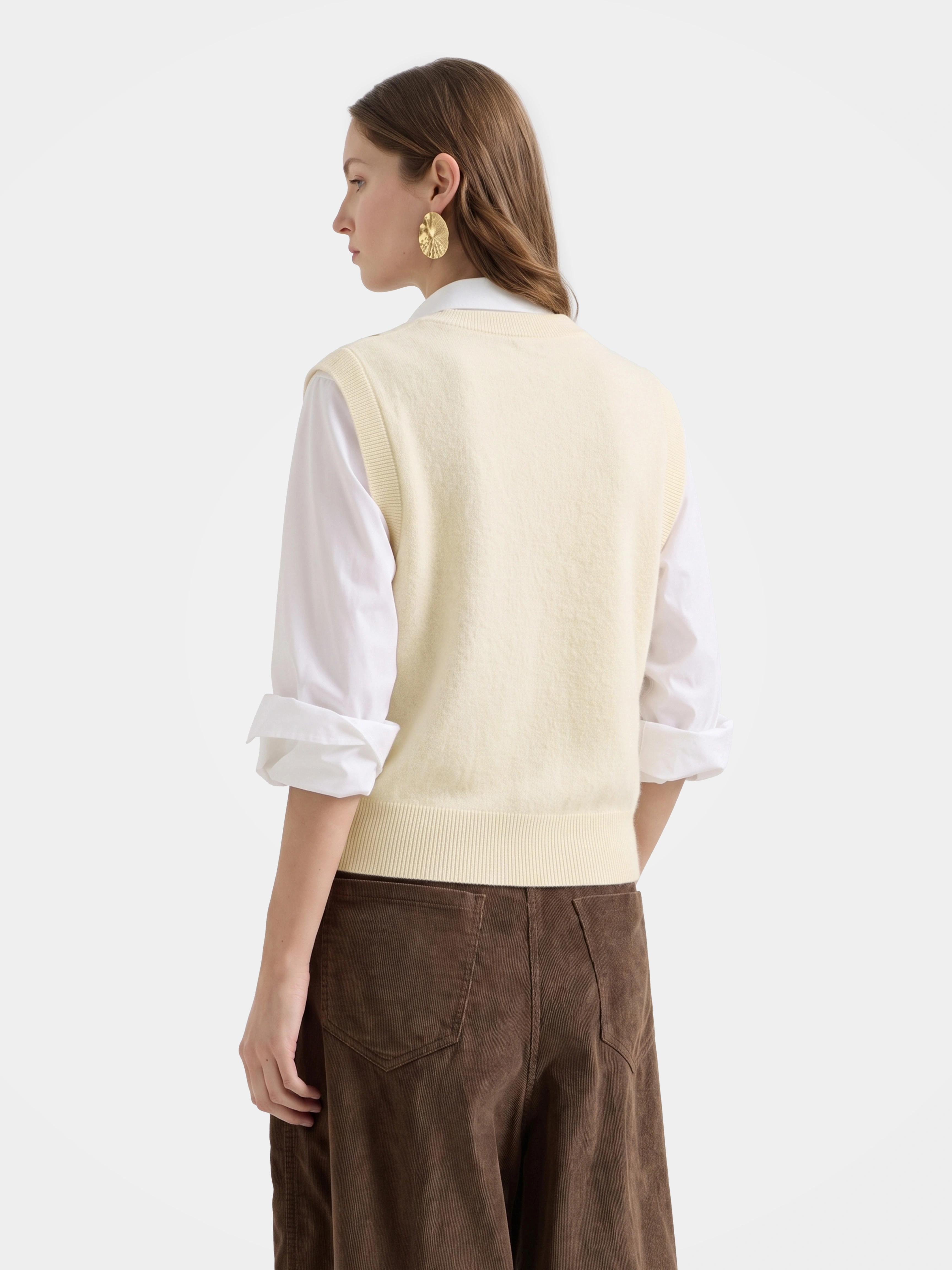 100% Cashmere Argyle Button-Front Sweater Vest