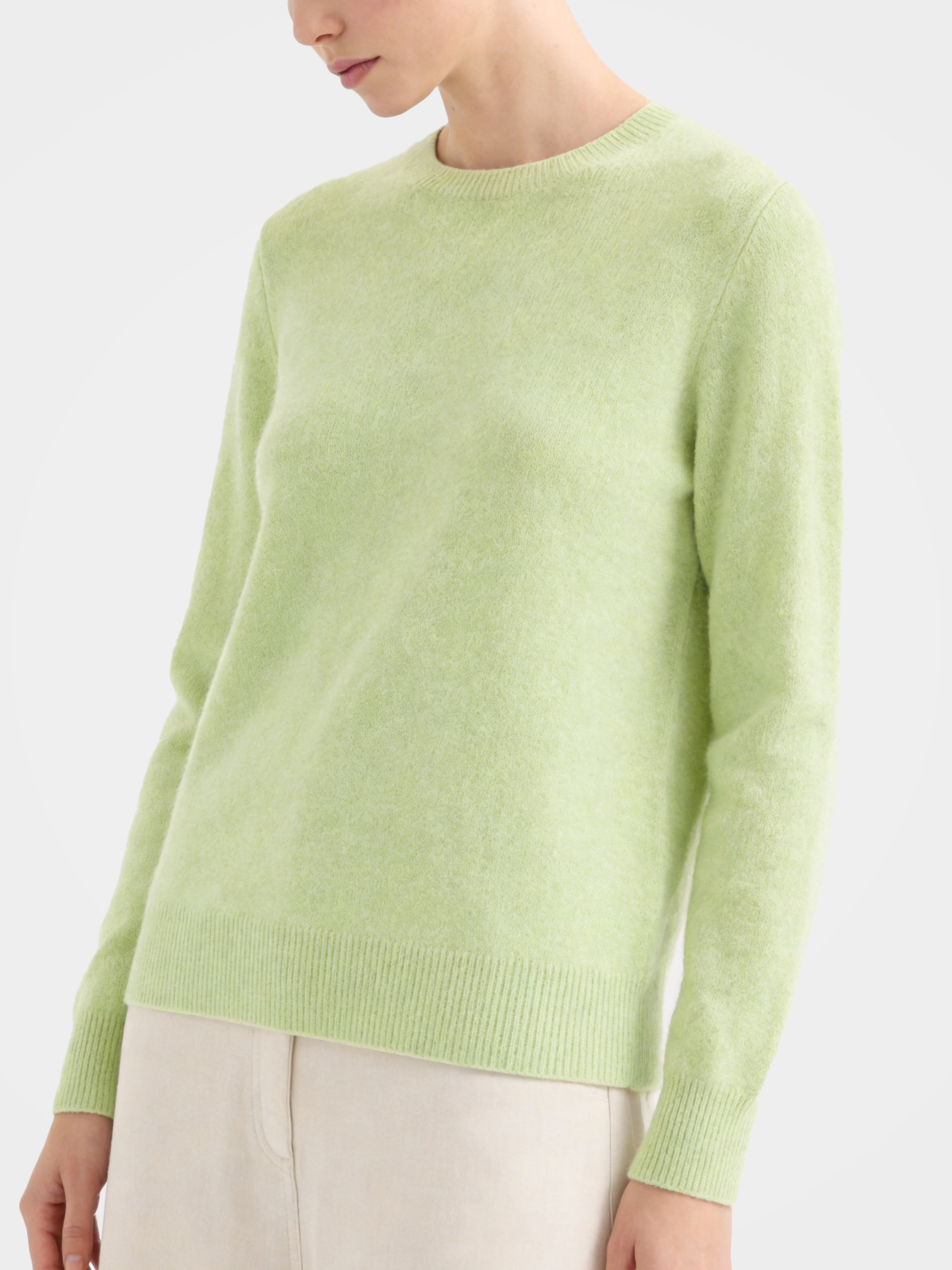 100% Mongolian Cashmere Crewneck Sweater