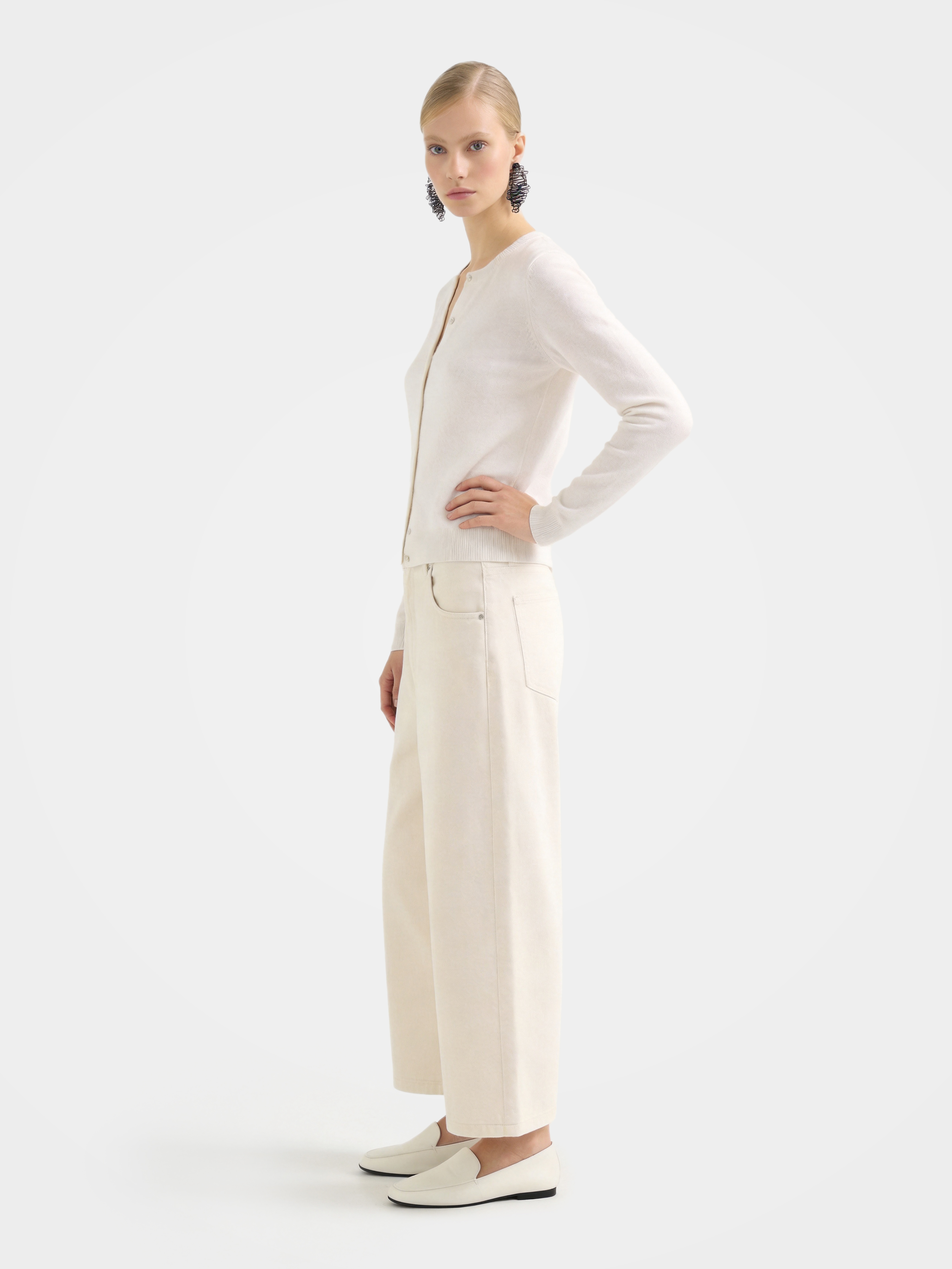 100% Cashmere Crew Neck Long Sleeve Cardigan