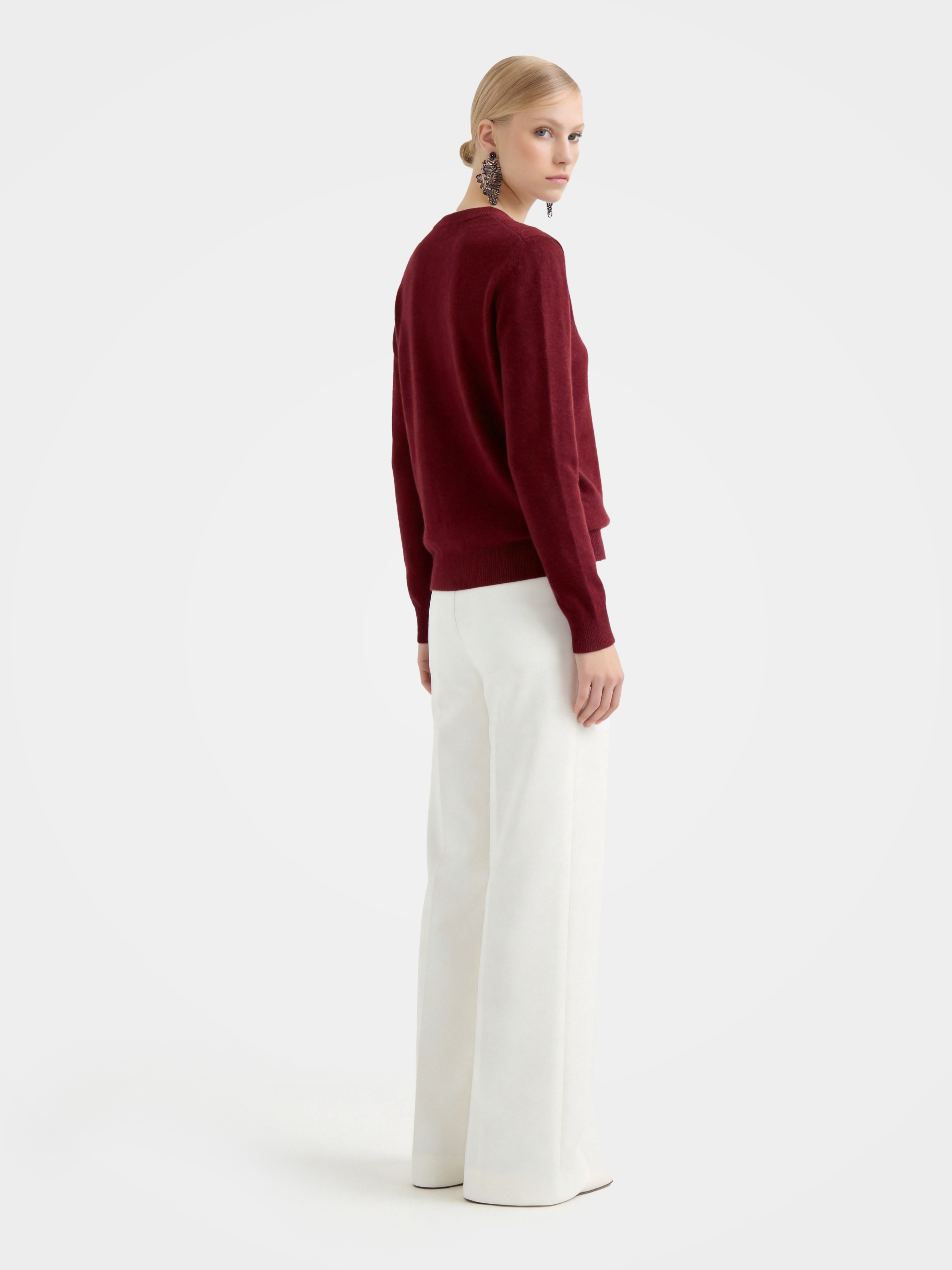 Lightweight Cashmere V-Neck Knit Top
