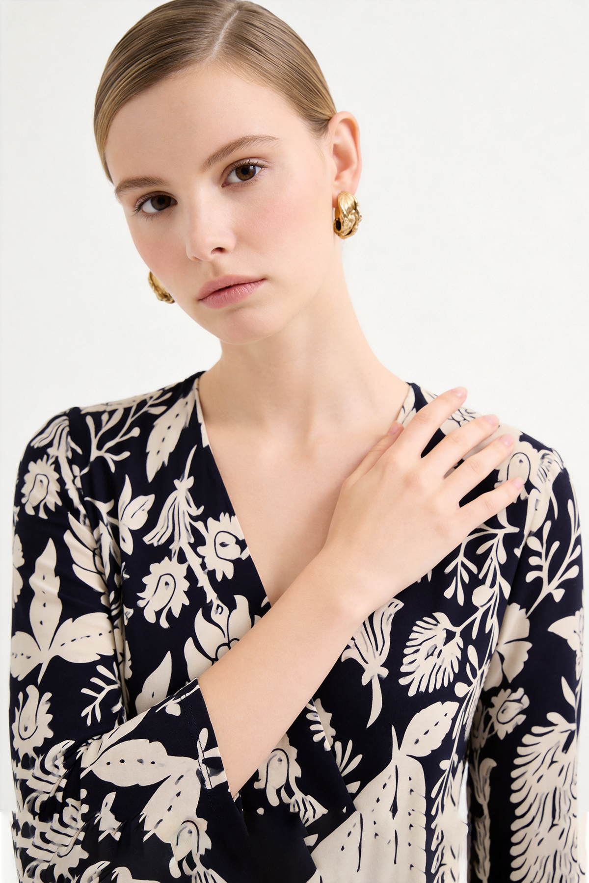 Black Silk Floral Print Knee-Length Wrap Dress