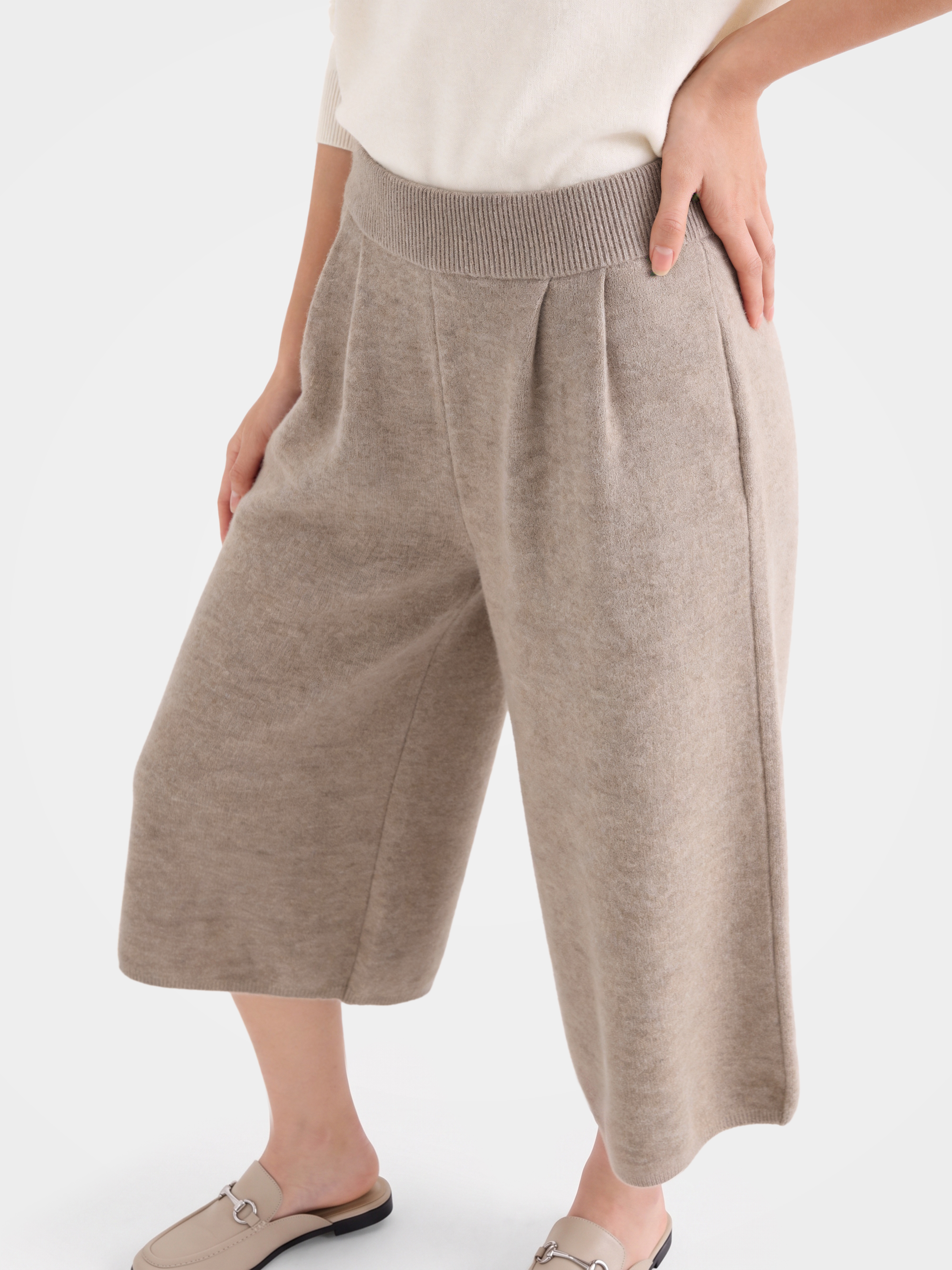 100% Mongolian Cashmere Cropped Ribbed Waist Sweater Pants