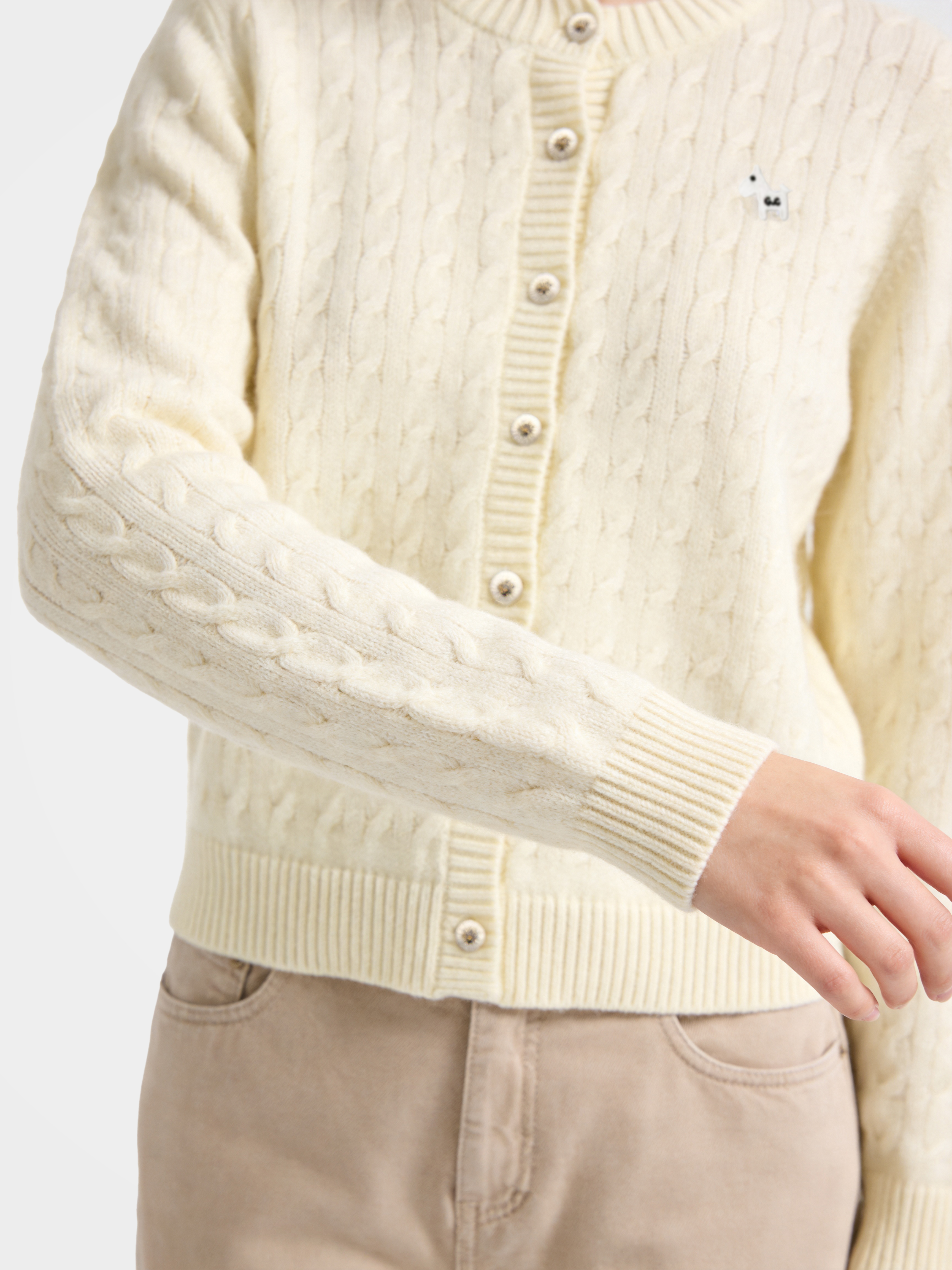Textured 100% Mongolian Cashmere Crew Neck Cable Knit Cardigan