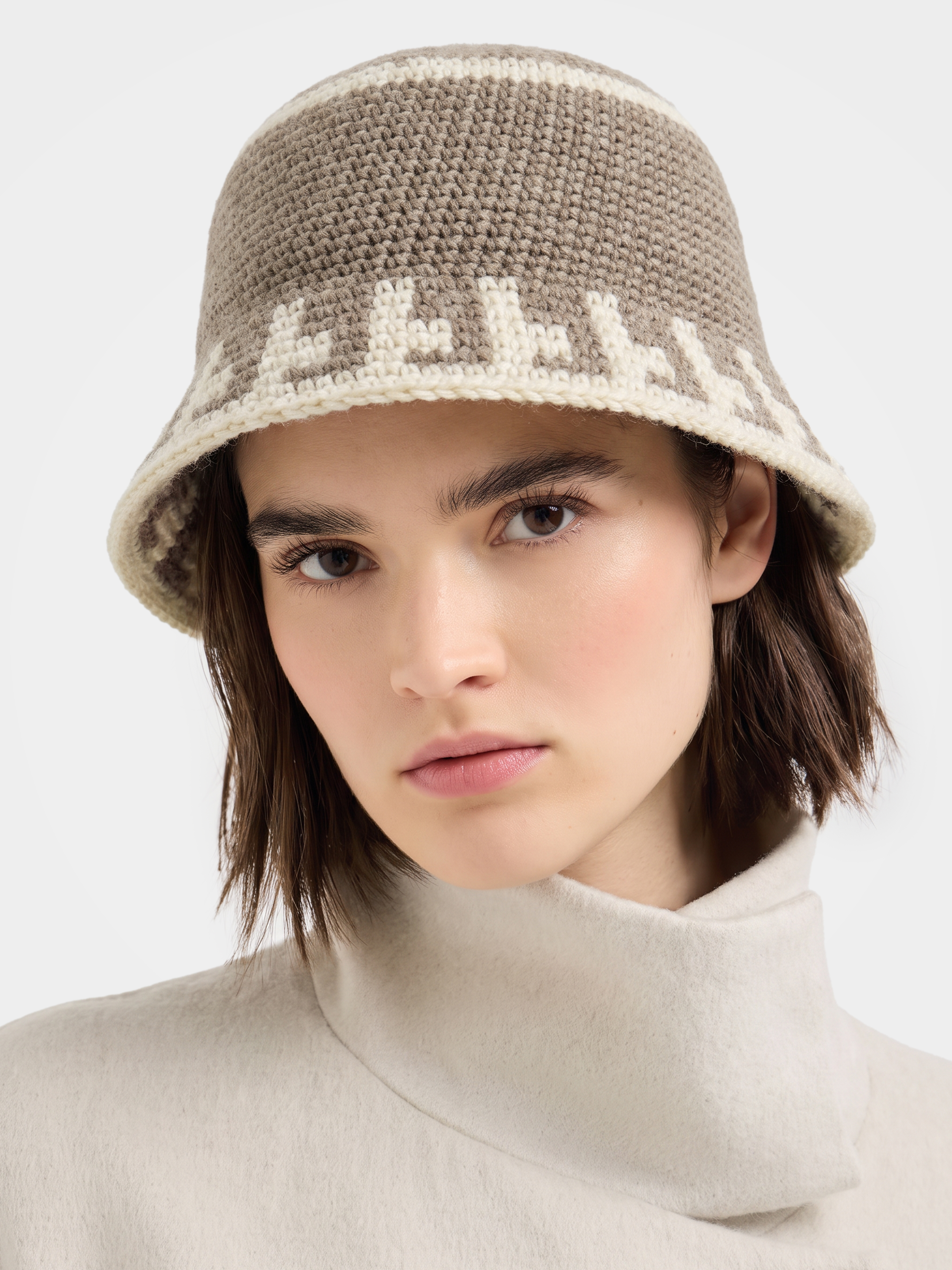 100% Cashmere Geometric Knit Bucket Hat